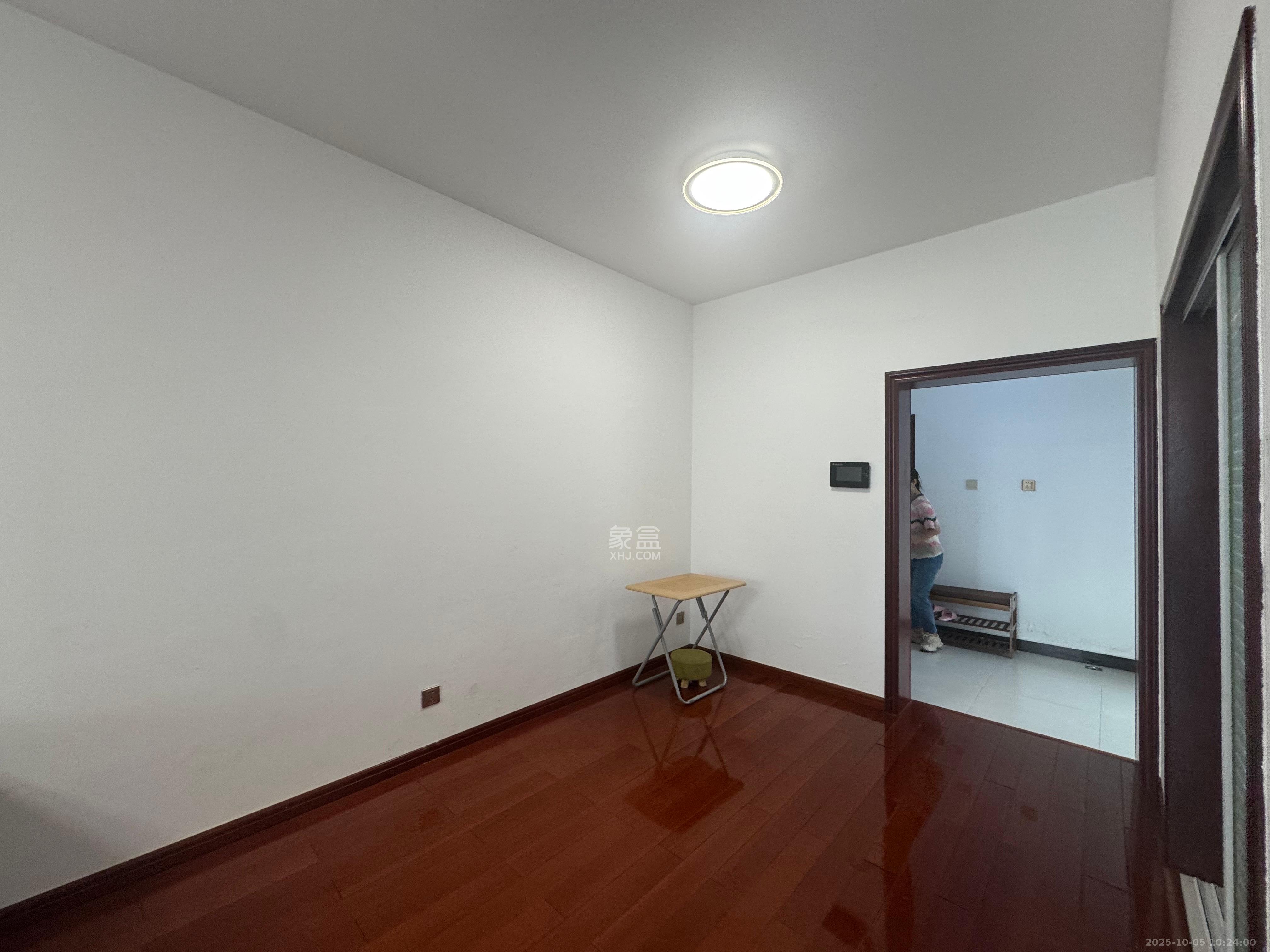 通用时代国际社区  3室2厅1卫    2500.0元/月室内图