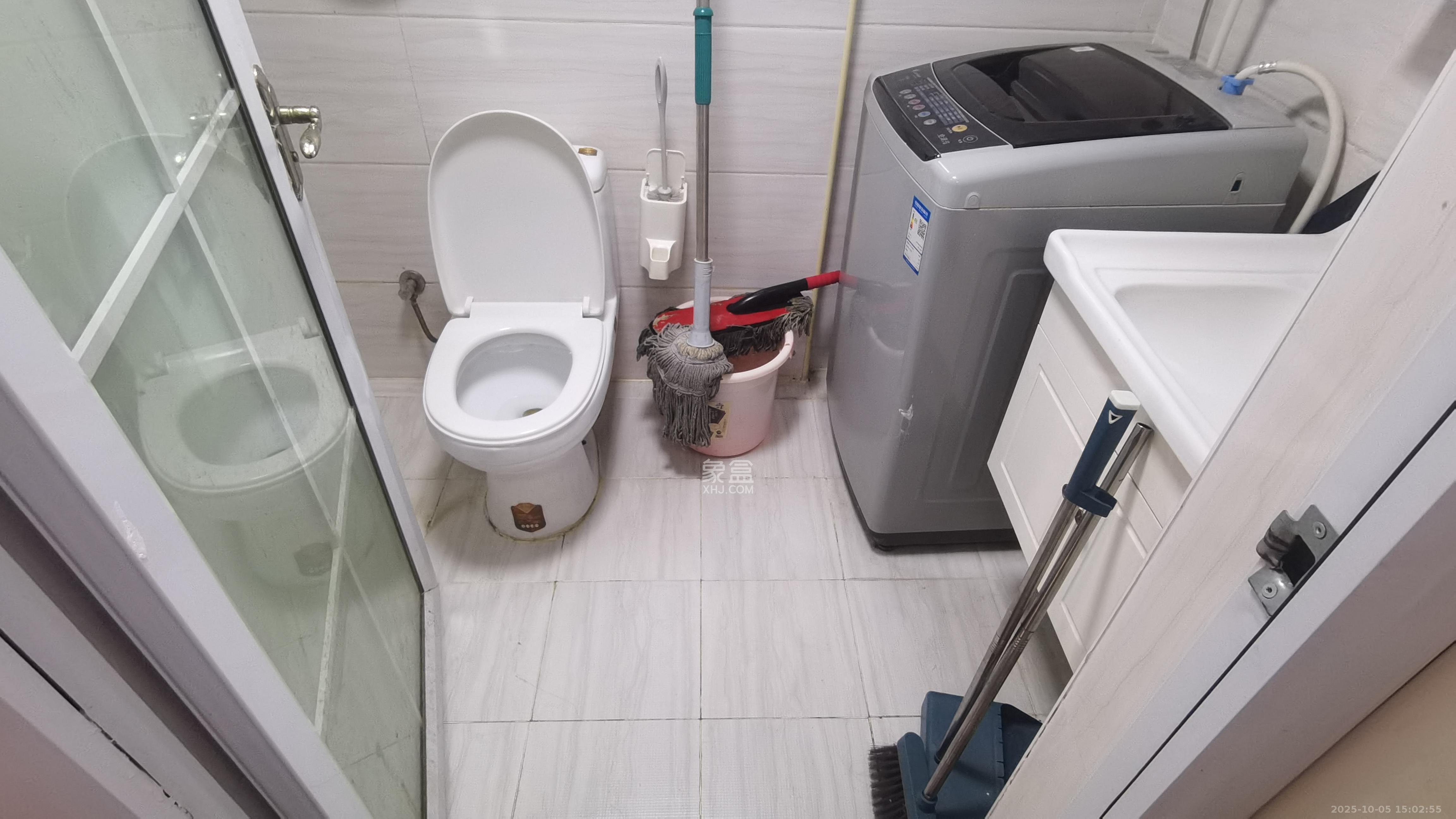 洋湖时代 1室1厅1卫 1100.0元/月 洋湖时代 1室1厅1卫 1100.0元/月室内图