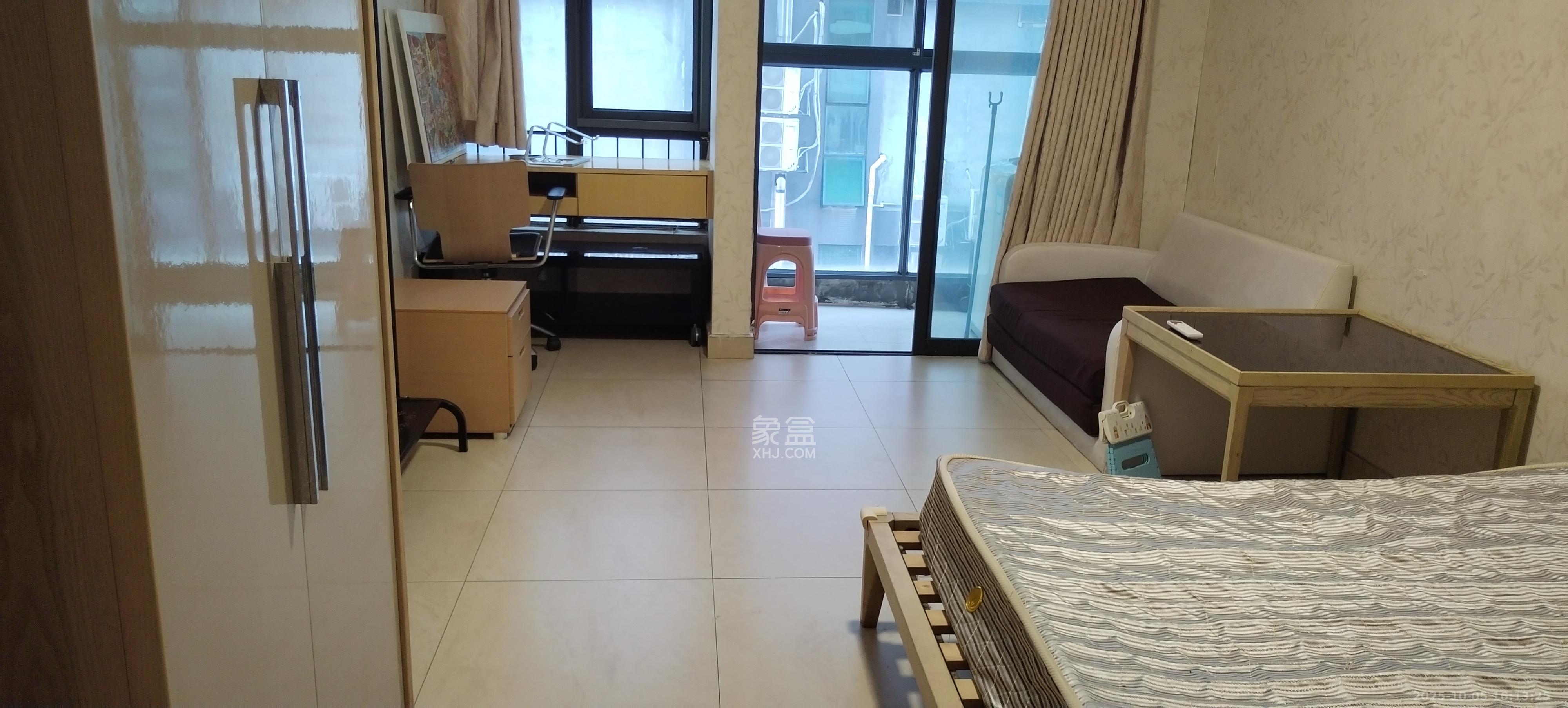 万科金色家园  1室1厅1卫    1300.0元/月室内图