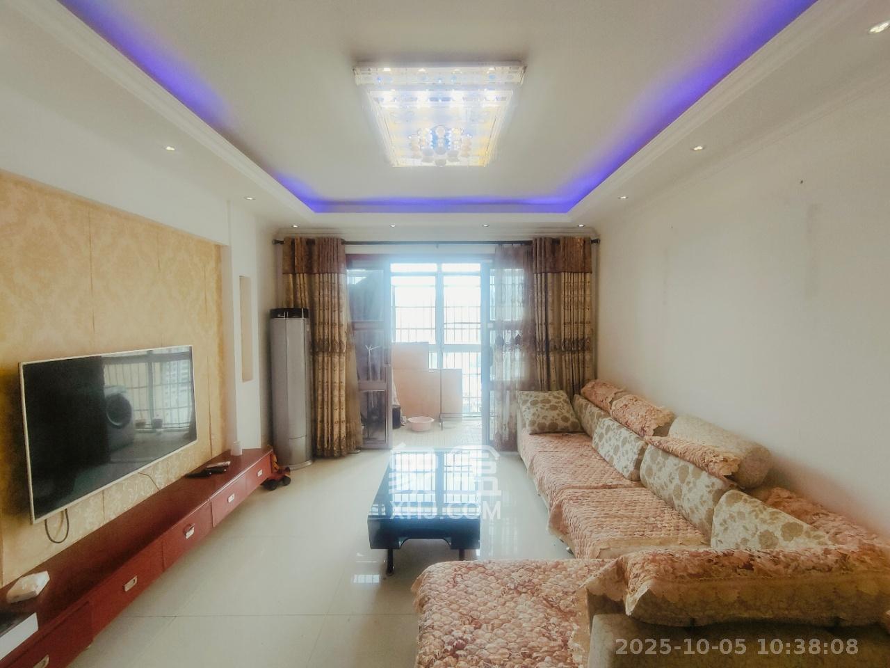 中房F联邦  3室2厅2卫    2500.0元/月 中房F联邦  3室2厅2卫    2500.0元/月