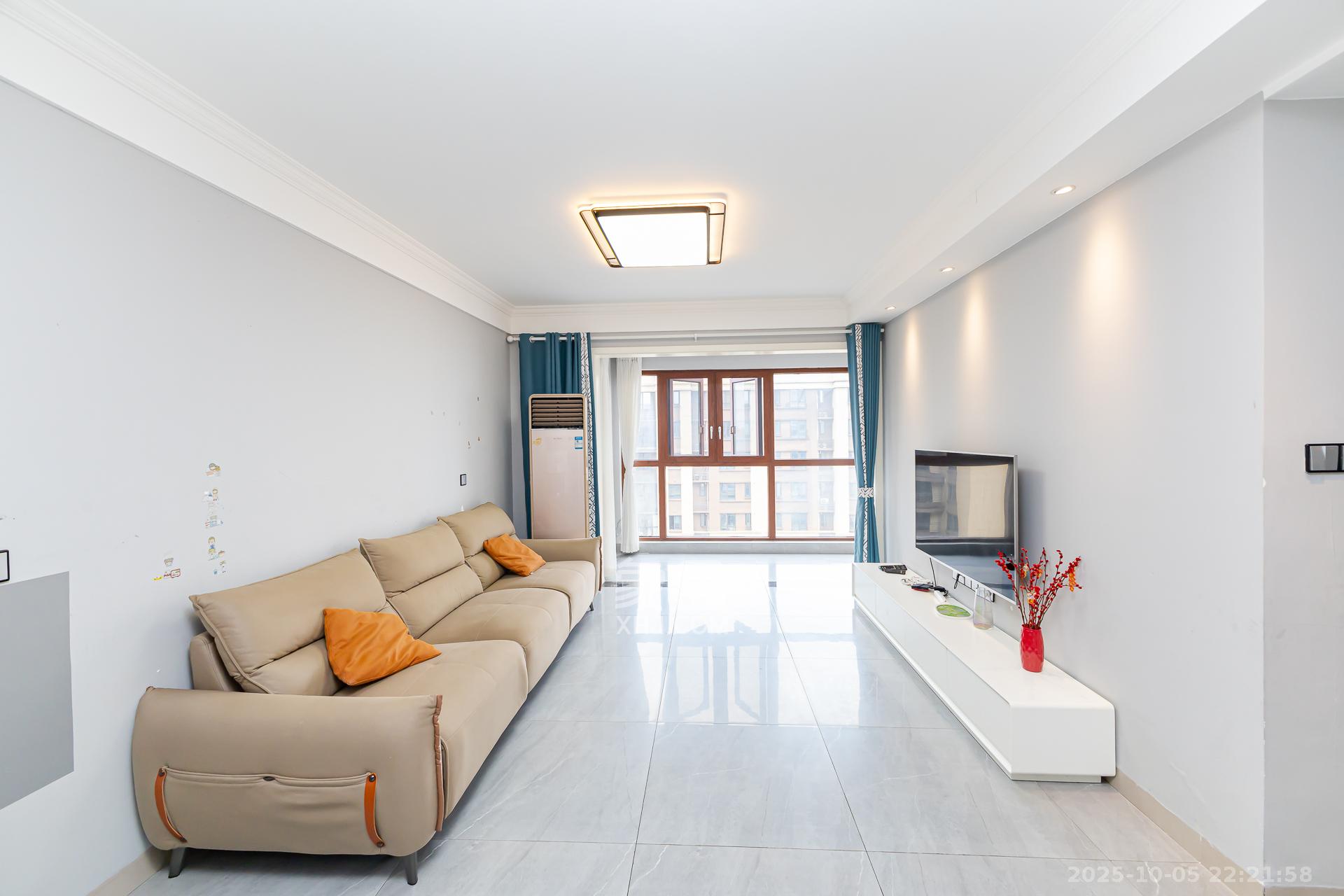 龙湖璟宸原著（龙湖紫宸）  3室2厅2卫    79.8万