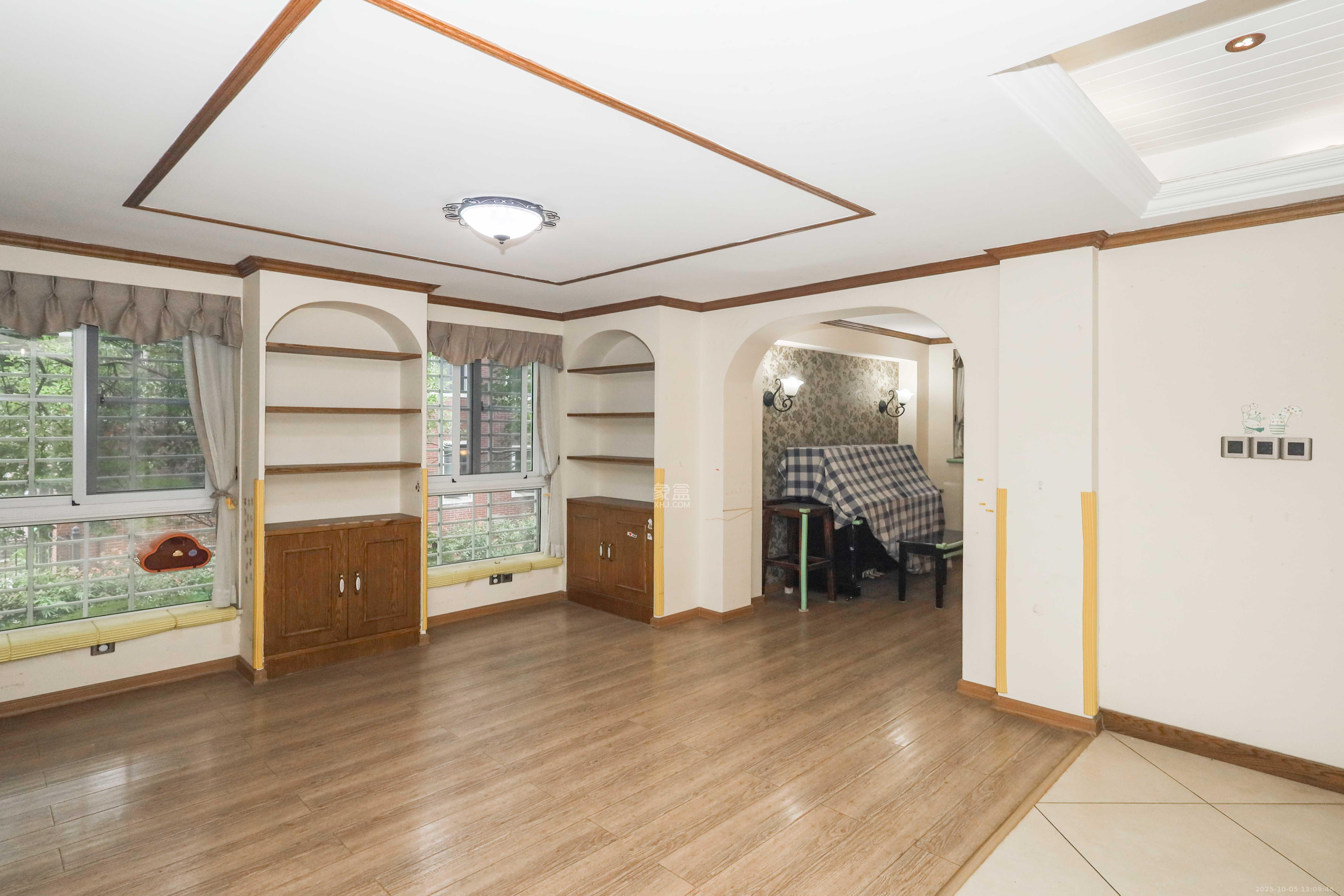 山水英伦  1室0厅0卫    358.0万 山水英伦  1室0厅0卫    358.0万卧室