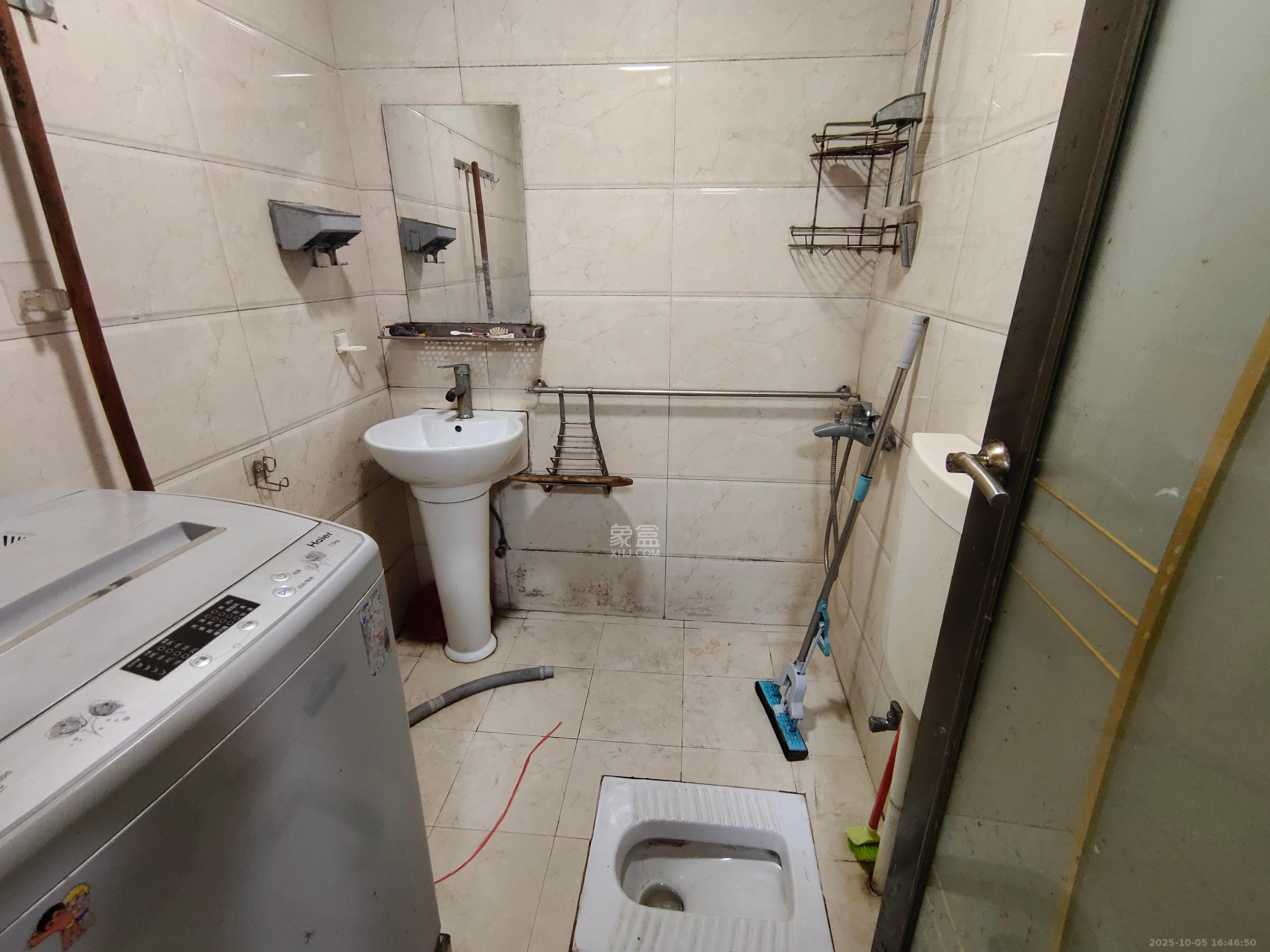 西山汇景一、二期  1室1厅1卫    1700.0元/月 西山汇景一、二期  1室1厅1卫    1700.0元/月室内图