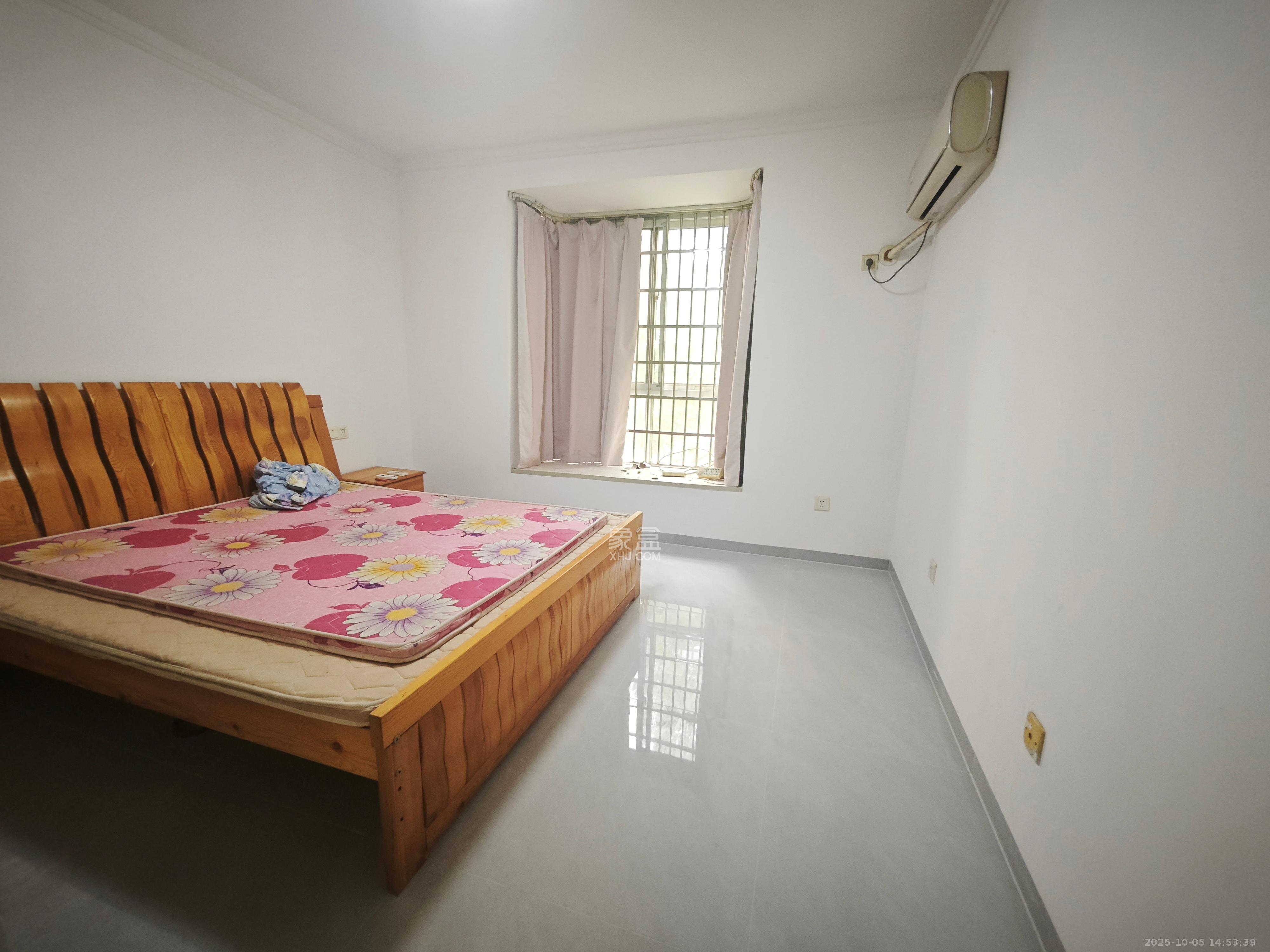 博雅湘水湾 2室2厅1卫 1600.0元/月 博雅湘水湾 2室2厅1卫 1600.0元/月室内图