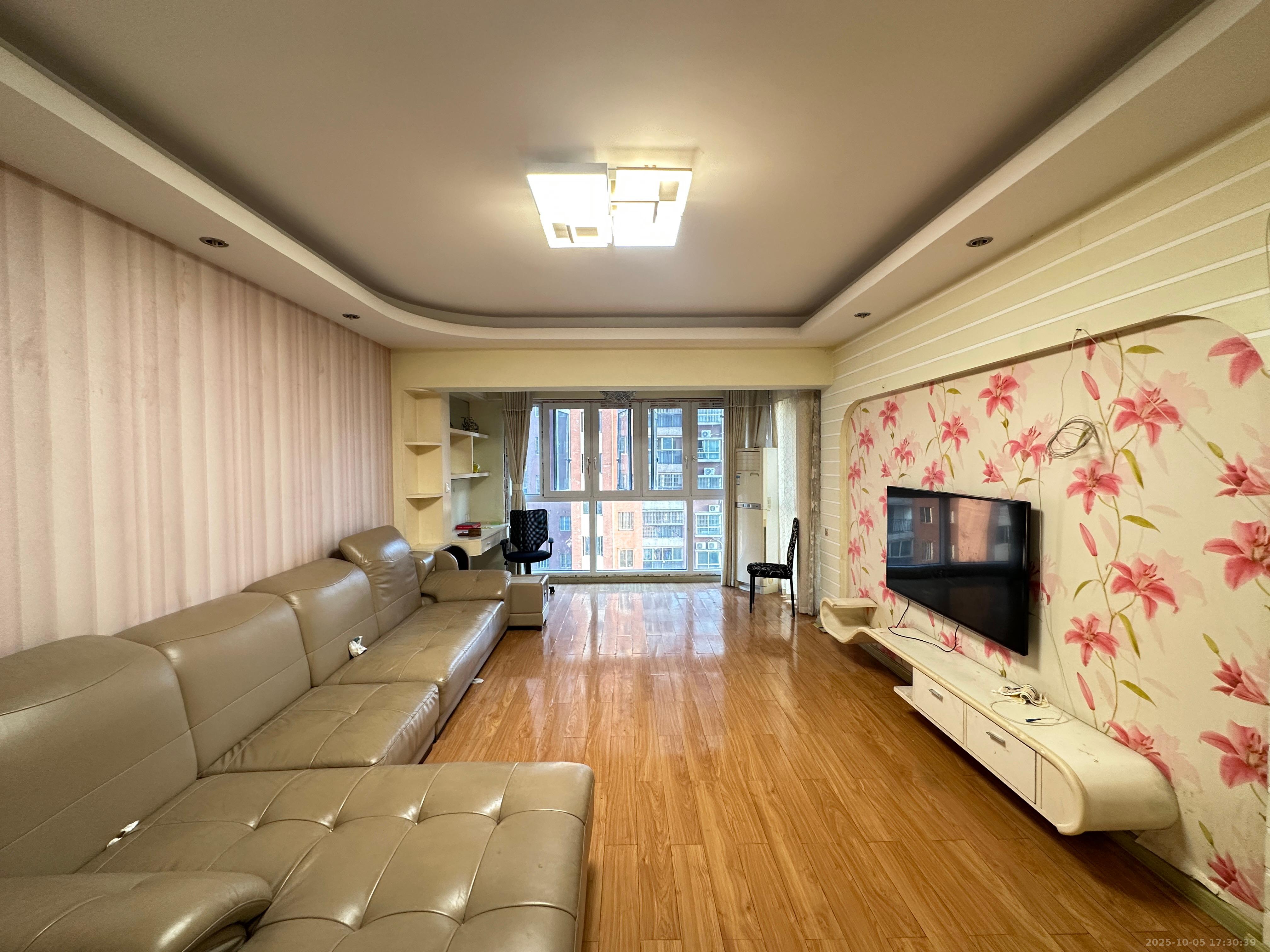 星城雅郡 2室2厅1卫 1600.0元/月 星城雅郡 2室2厅1卫 1600.0元/月室内图