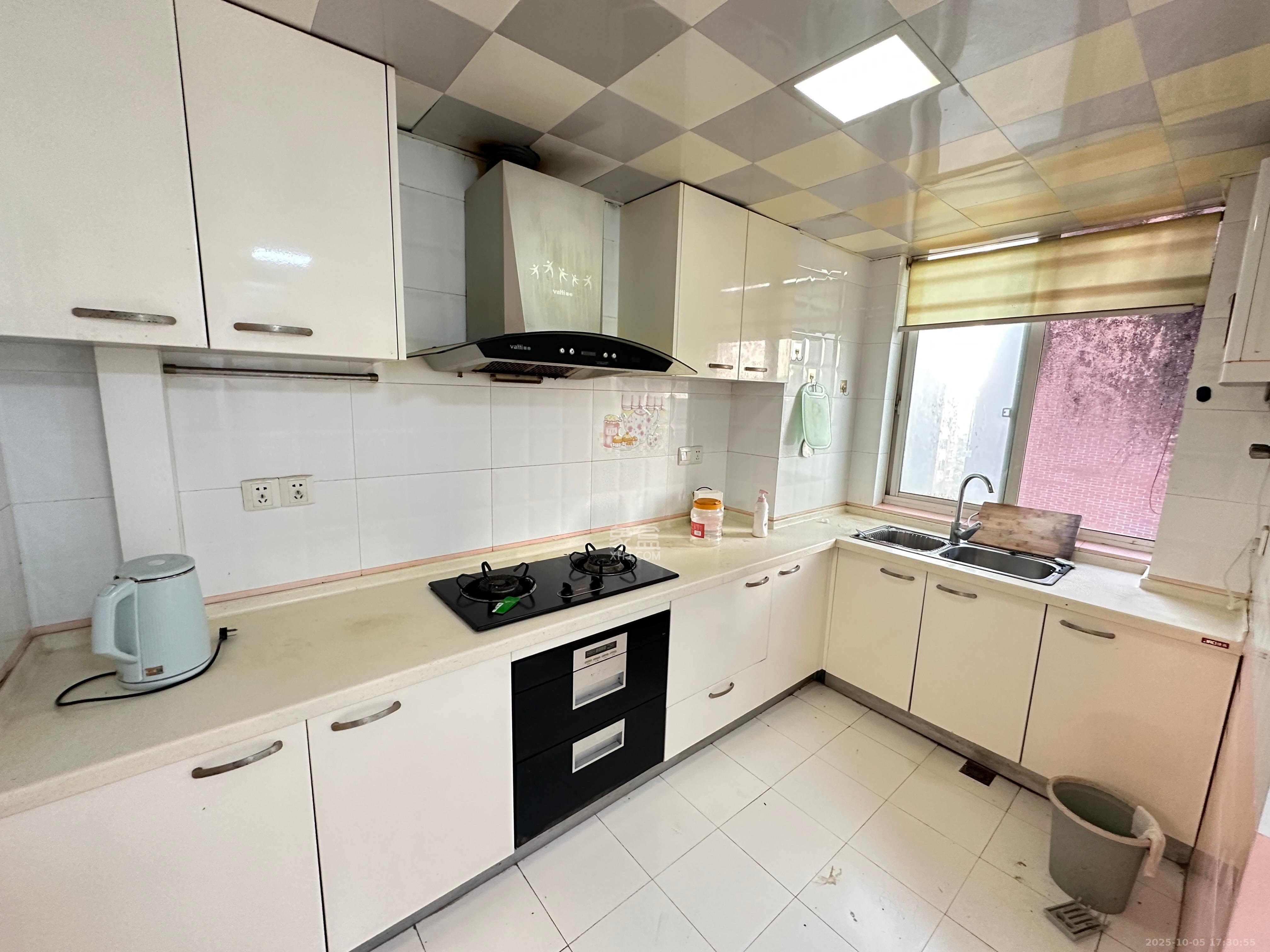 星城雅郡  2室2厅1卫    1600.0元/月室内图