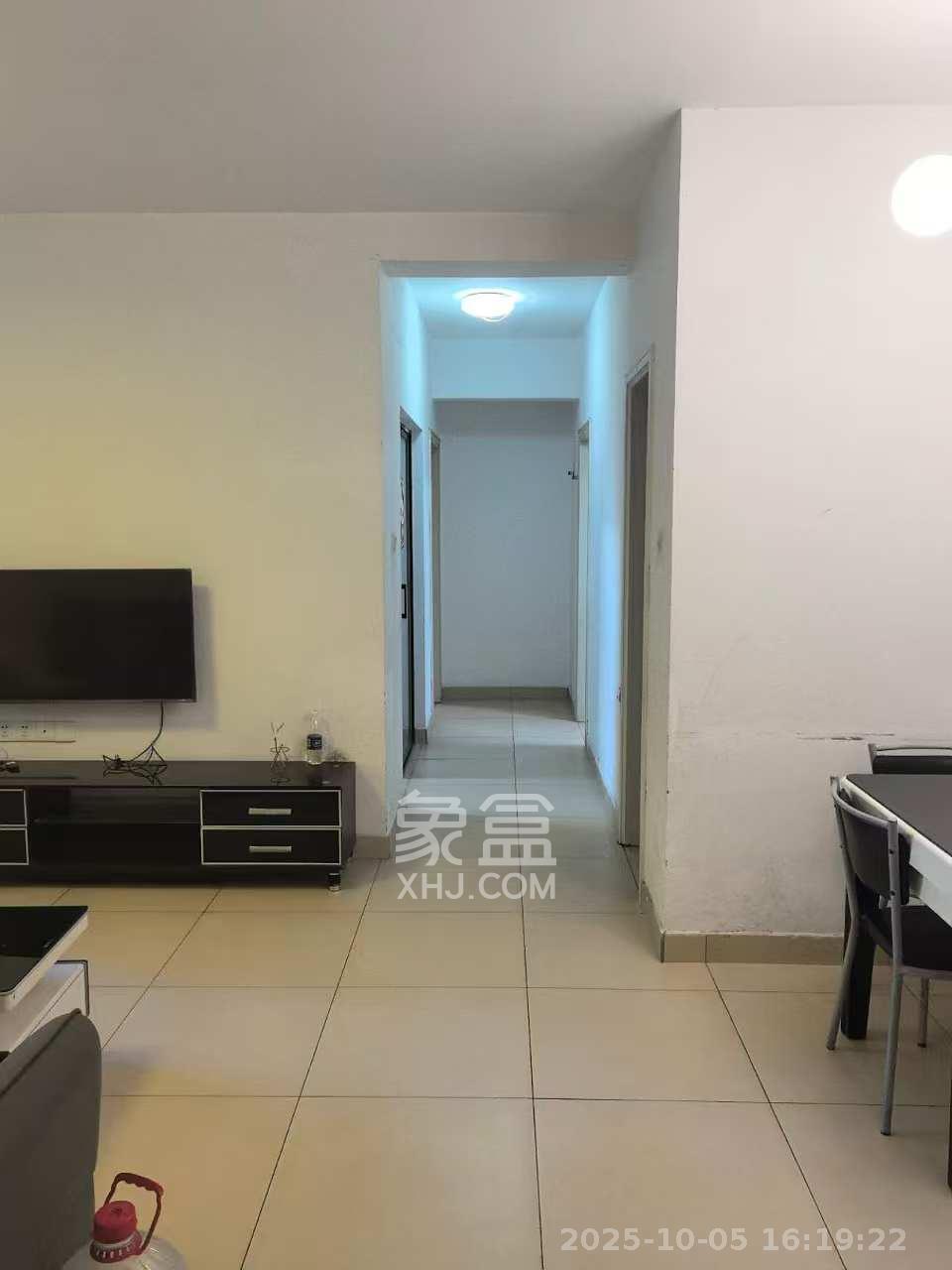 童话里  3室2厅1卫    1700.0元/月室内图