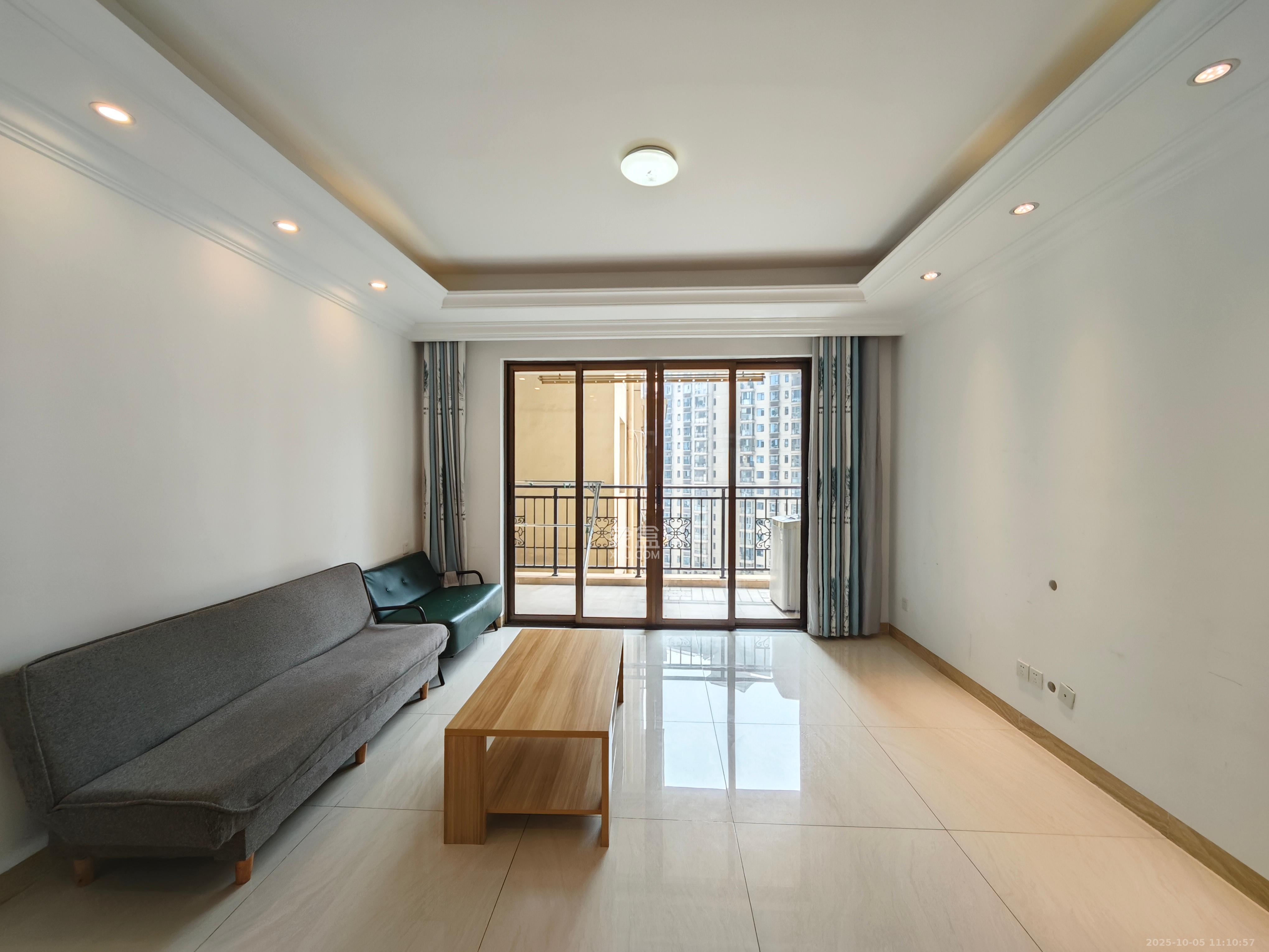 江山帝景哈佛 3室2厅2卫 1800.0元/月 江山帝景哈佛 3室2厅2卫 1800.0元/月室内图