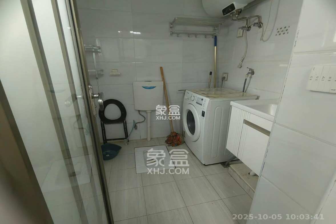 世纪桃花苑 1室0厅1卫 1300.00元/月 世纪桃花苑 1室0厅1卫 1300.00元/月室内图