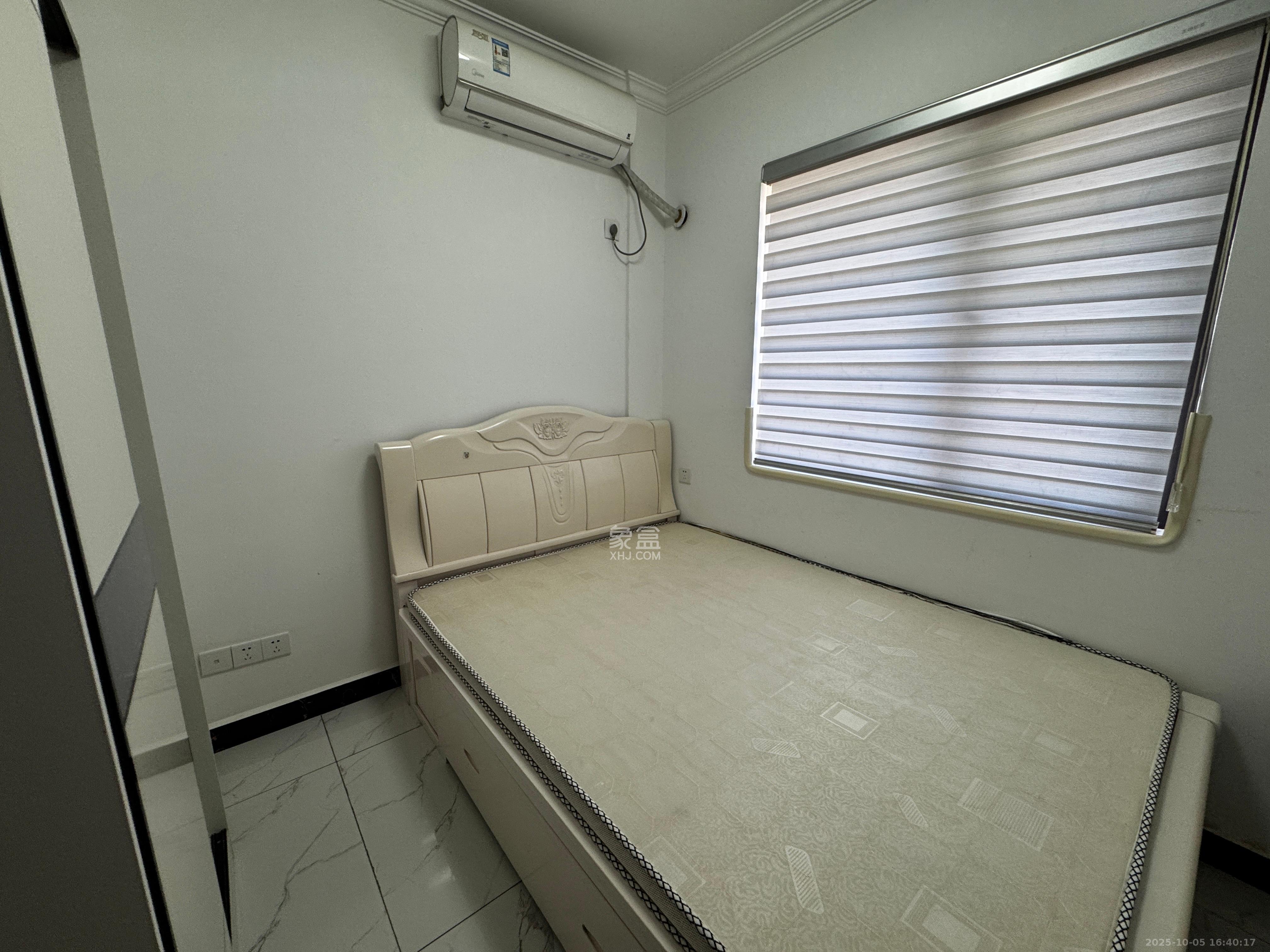 卓越蔚蓝城邦  4室2厅2卫    2600.0元/月 卓越蔚蓝城邦  4室2厅2卫    2600.0元/月室内图