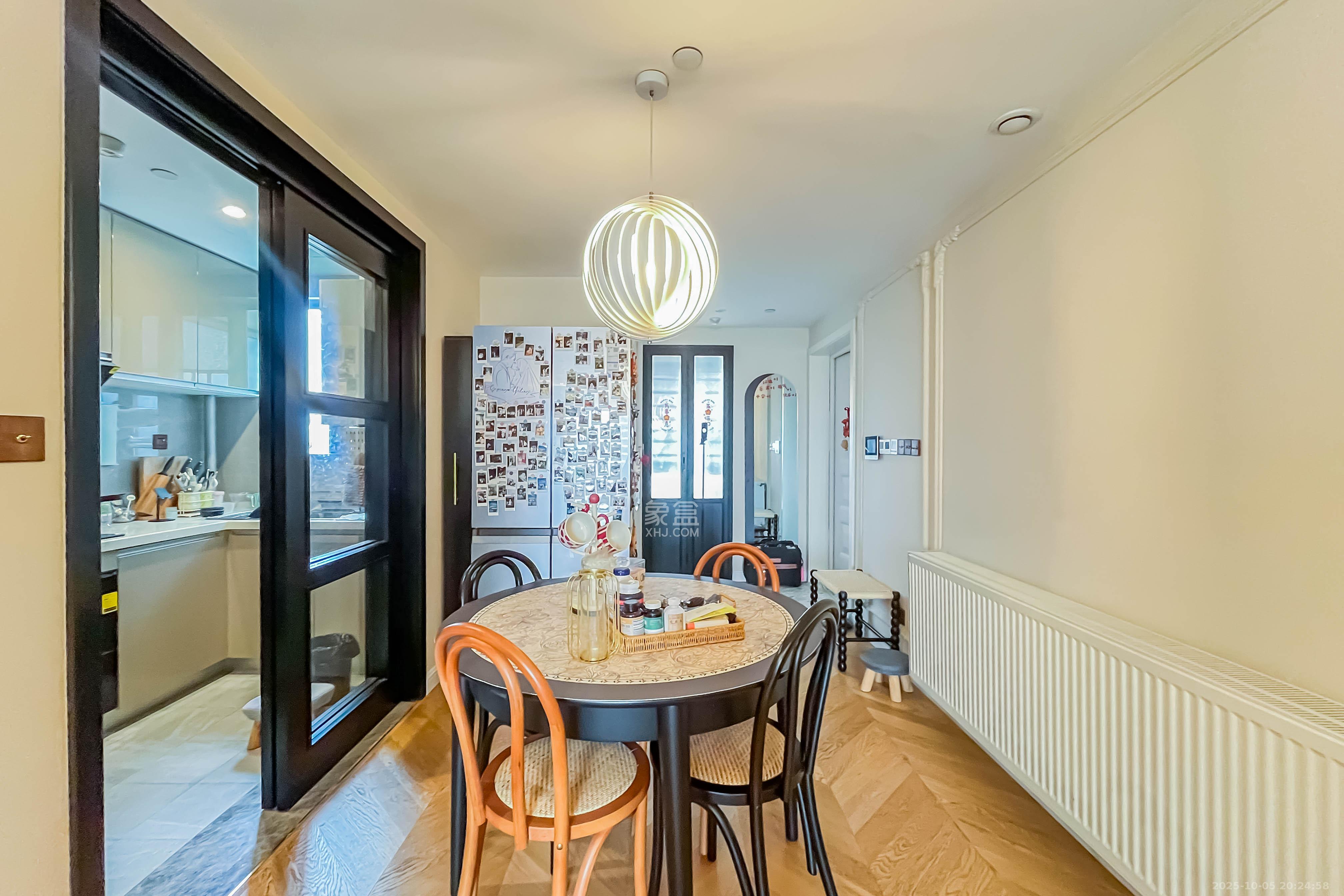 绿地长沙城际空间站（绿地新里佳苑）  4室2厅2卫    163.0万客厅