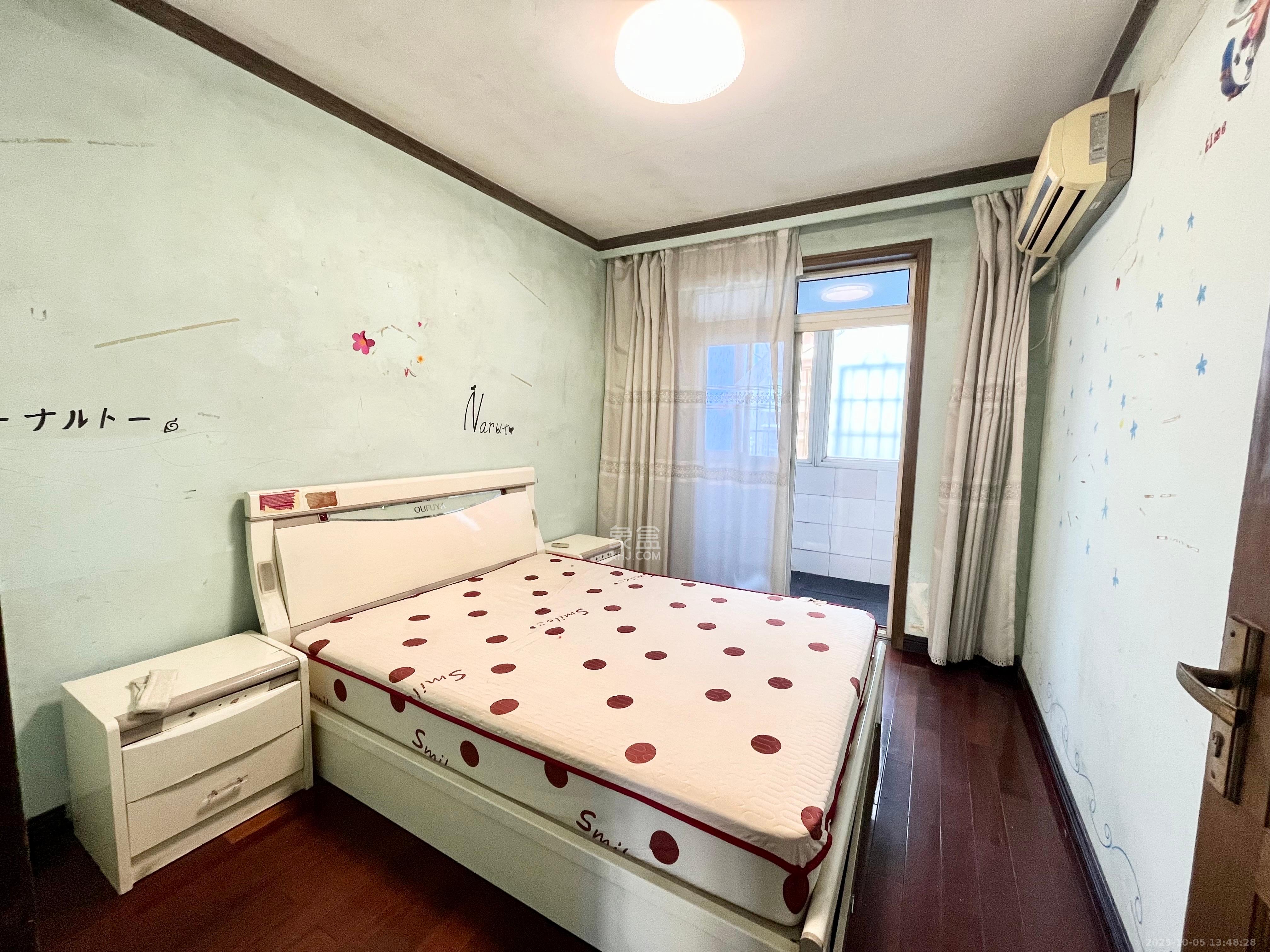 四方小区 3室1厅1卫 1900.0元/月 四方小区 3室1厅1卫 1900.0元/月室内图