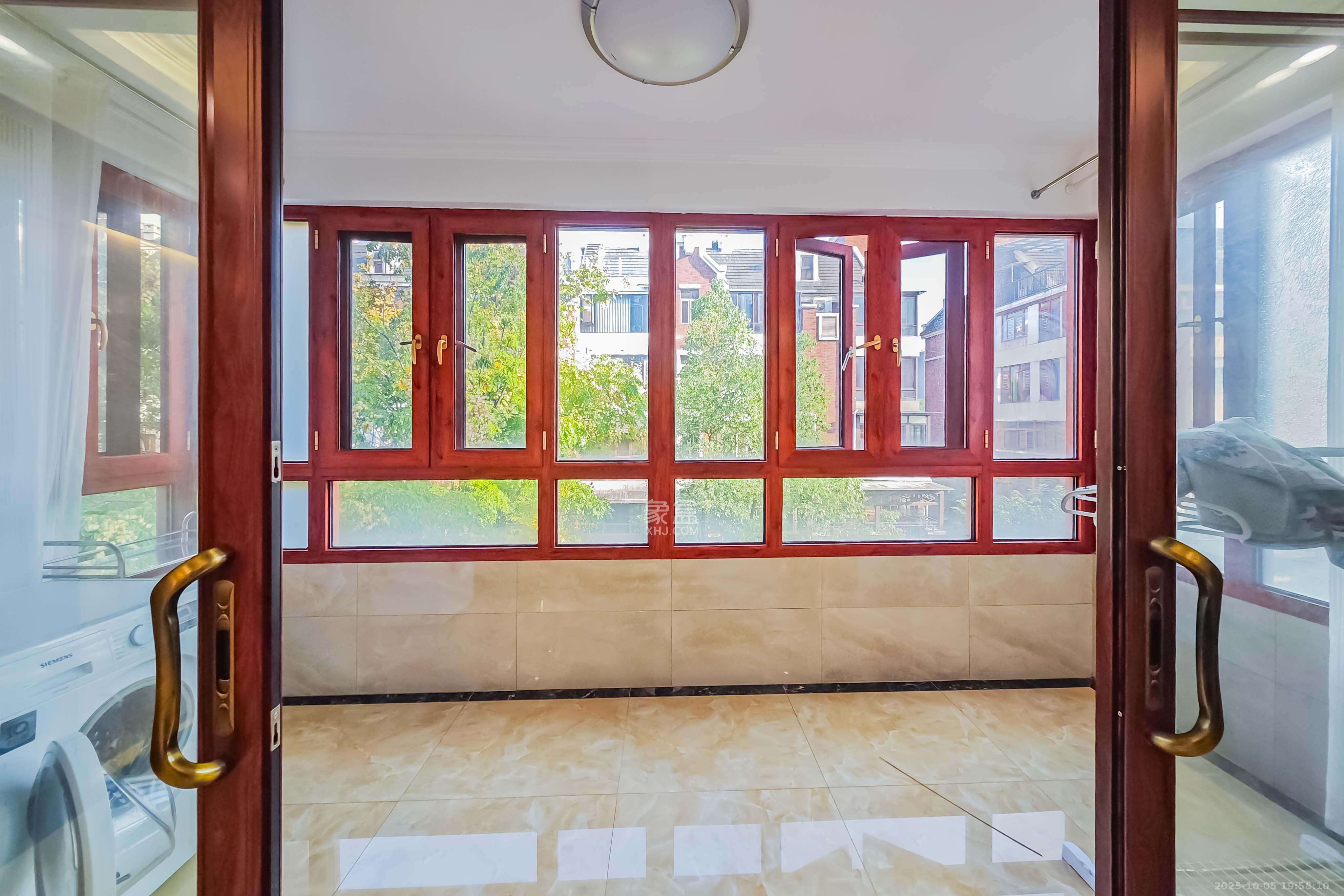 吉联小区（红墅湾）  3室2厅2卫    320.0万其他