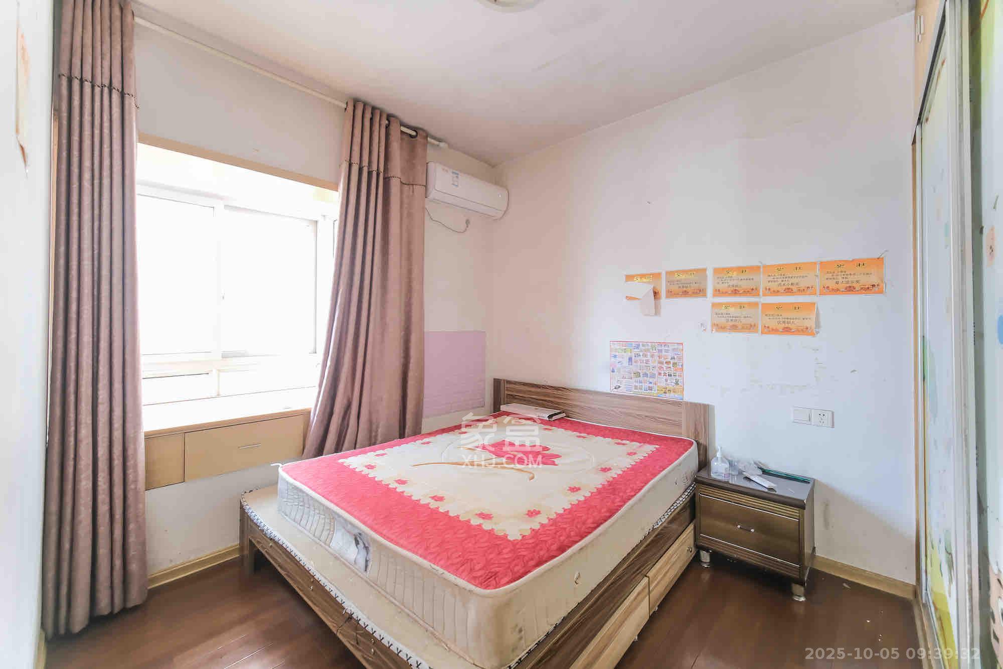 万丽景园 1室2厅1卫 1600.0元/月 万丽景园 1室2厅1卫 1600.0元/月室内图