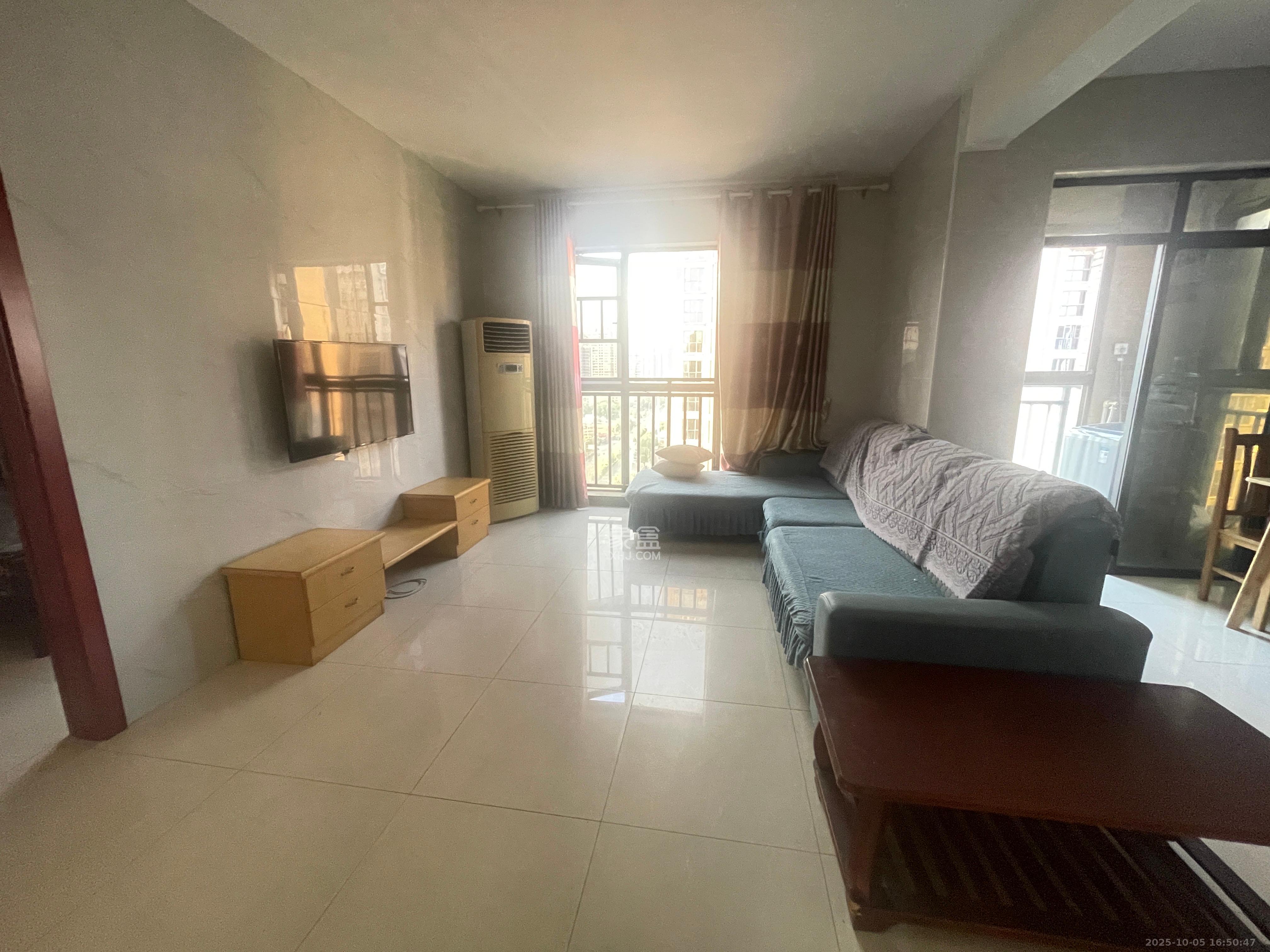 东岸梅园小区 3室2厅1卫 2100.00元/月 东岸梅园小区 3室2厅1卫 2100.00元/月室内图