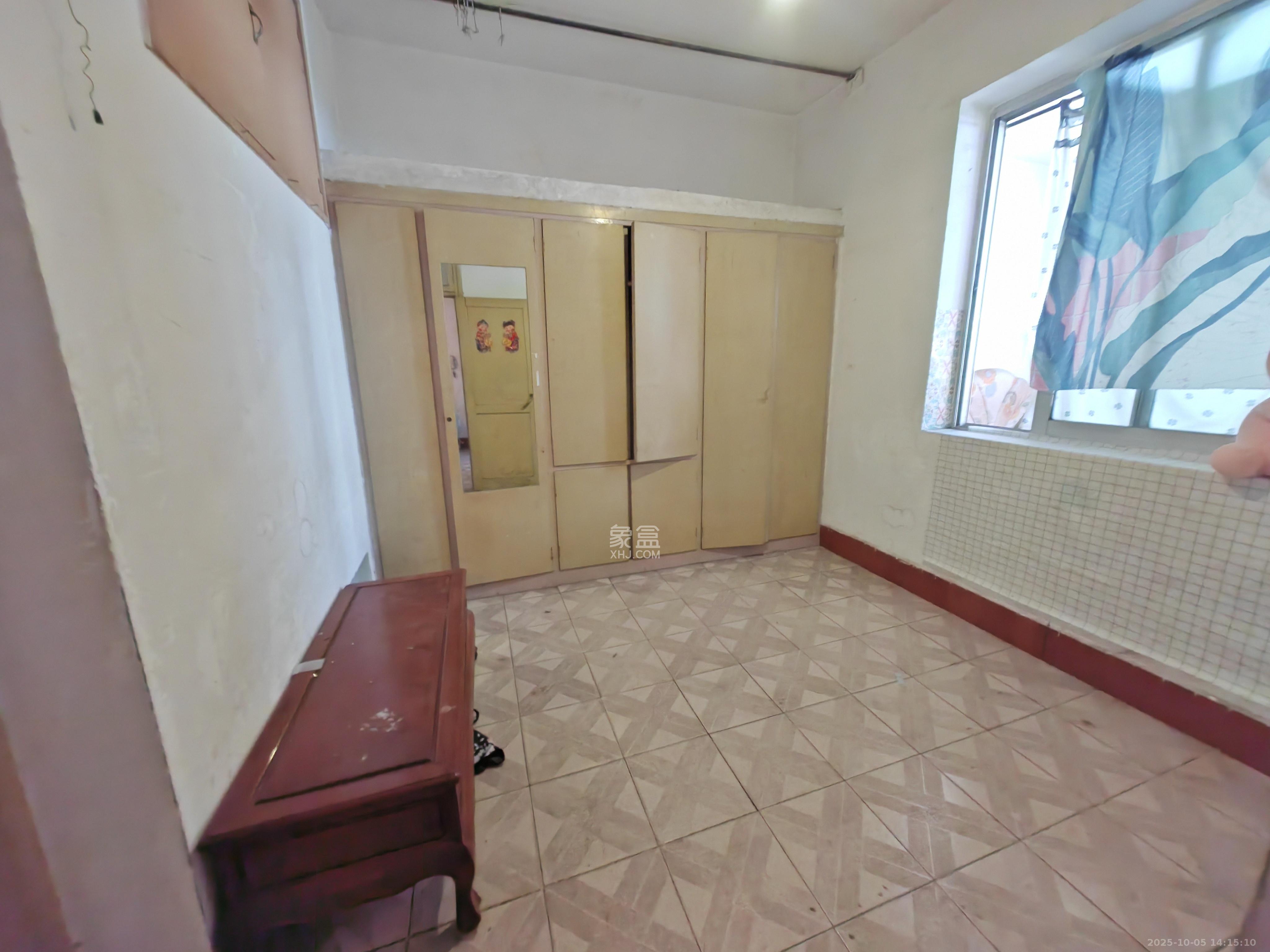 东塘电力院 1室1厅1卫 1500.0元/月 东塘电力院 1室1厅1卫 1500.0元/月室内图