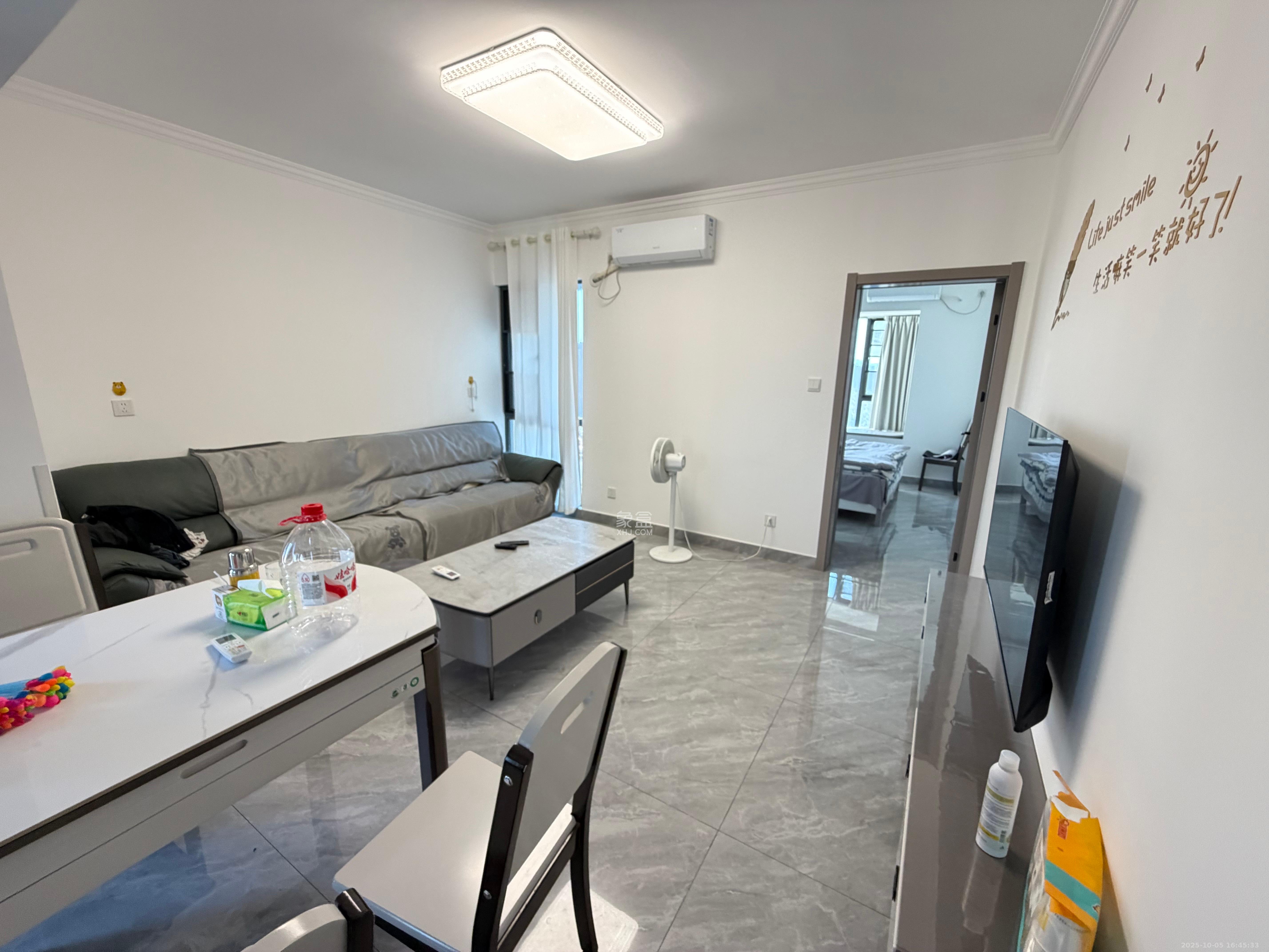 谷峰安置小区(惟德园) 2室2厅1卫 1900.00元/月 谷峰安置小区(惟德园) 2室2厅1卫 1900.00元/月室内图