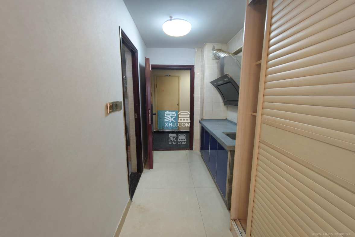 东方芙蓉 1室1厅1卫 1500.0元/月 东方芙蓉 1室1厅1卫 1500.0元/月室内图