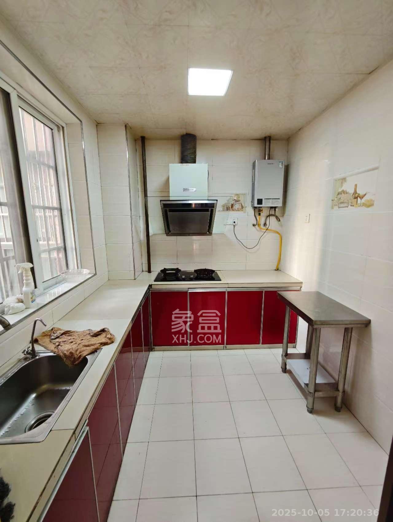 爵士湘 2室2厅1卫 1500.00元/月 爵士湘 2室2厅1卫 1500.00元/月室内图