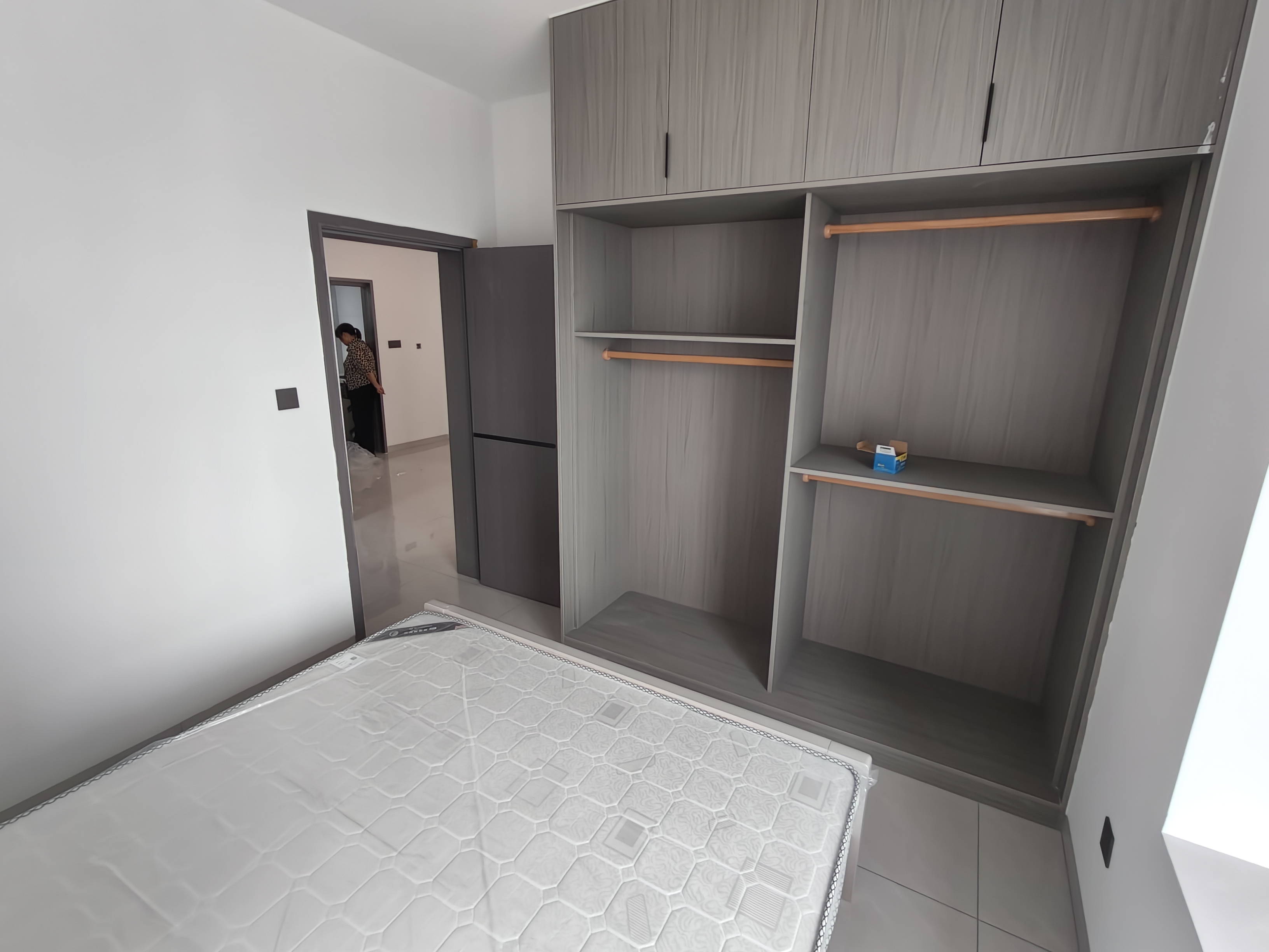 互助小区电梯房 2室1厅1卫 2000.0元/月 互助小区电梯房 2室1厅1卫 2000.0元/月室内图