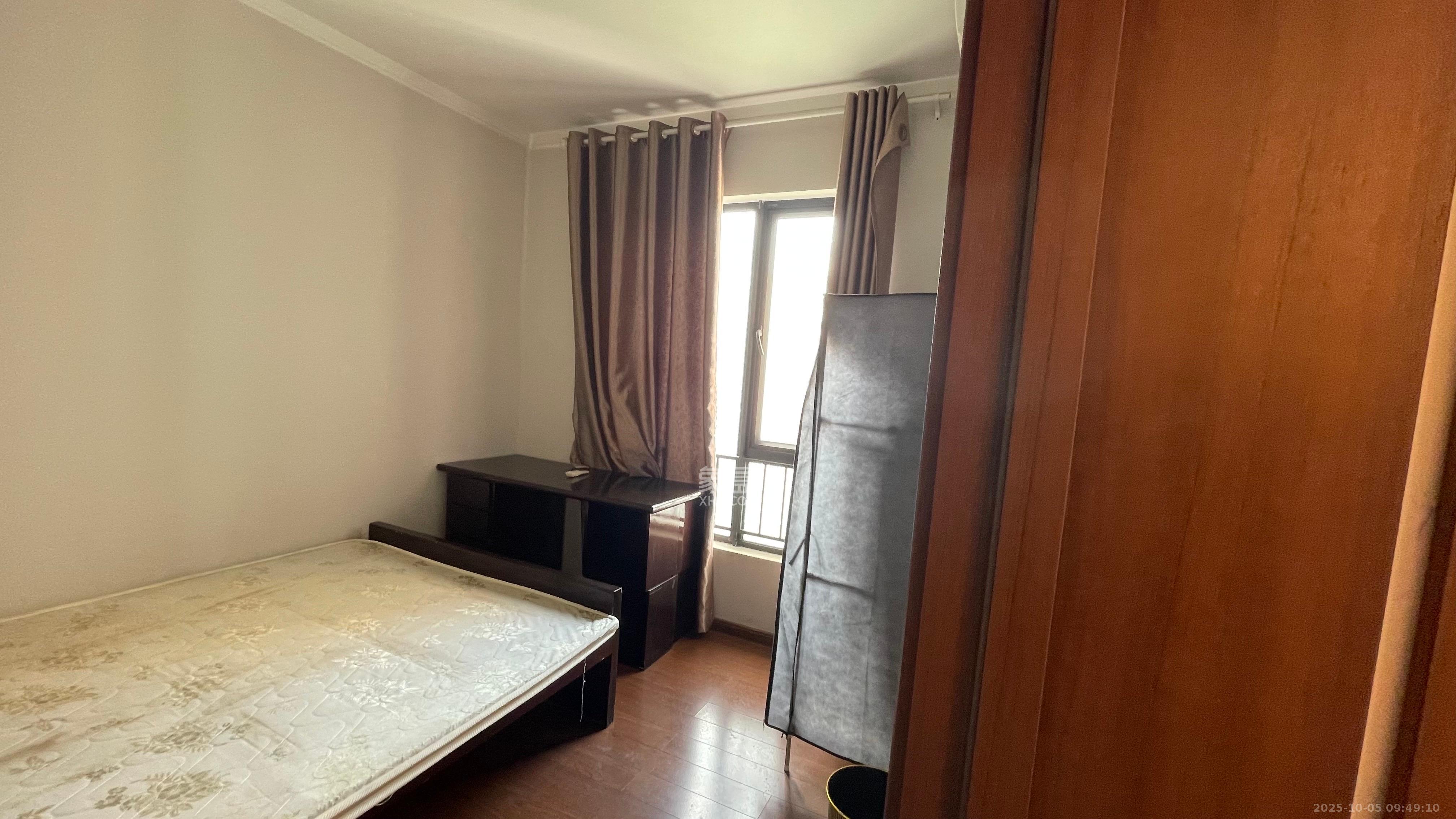 万科金域华府二期 3室2厅2卫 2100.0元/月 万科金域华府二期 3室2厅2卫 2100.0元/月室内图