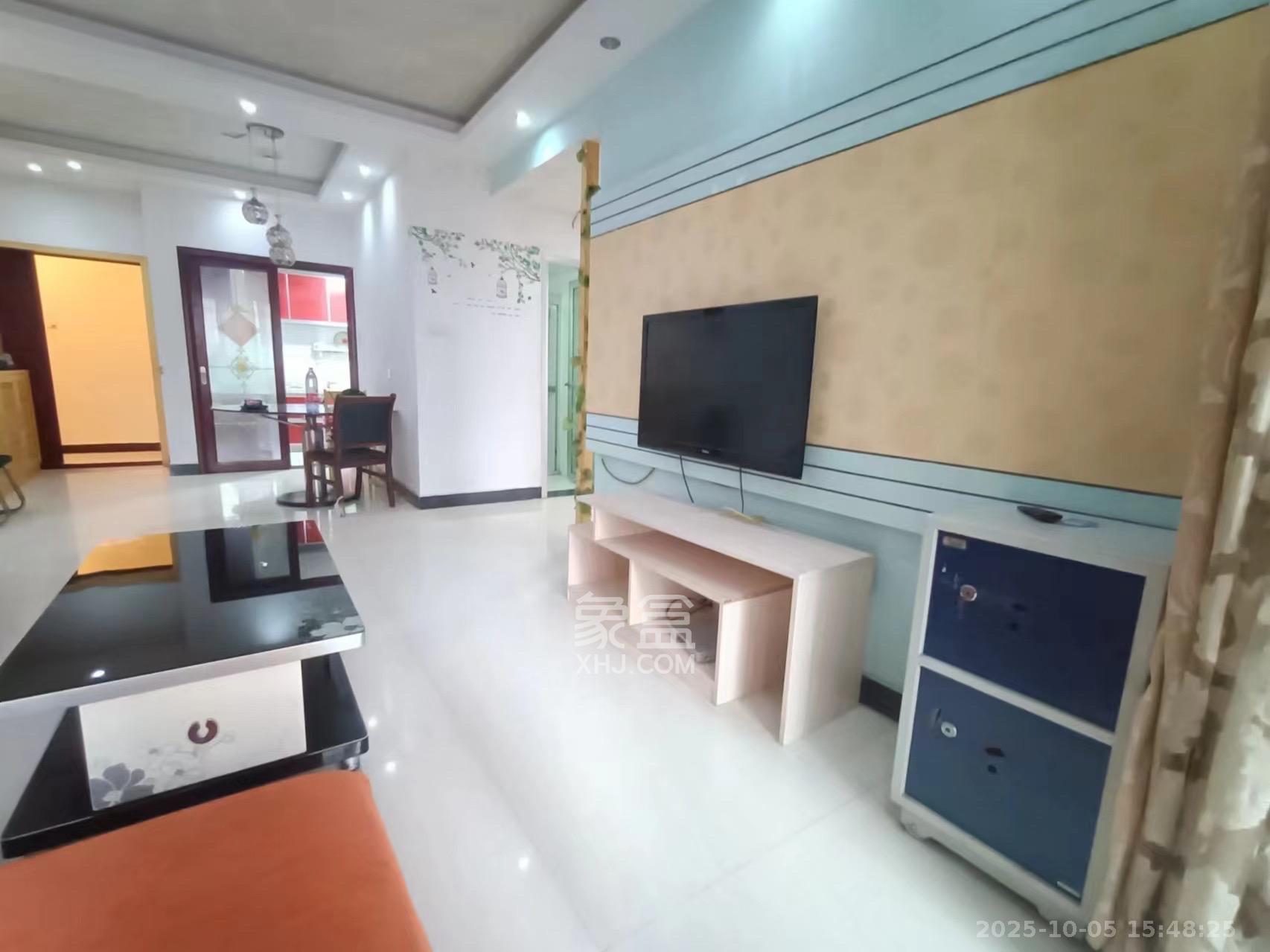 幸福里润城(幸福里二期) 3室2厅2卫 1700.0元/月 幸福里润城(幸福里二期) 3室2厅2卫 1700.0元/月室内图