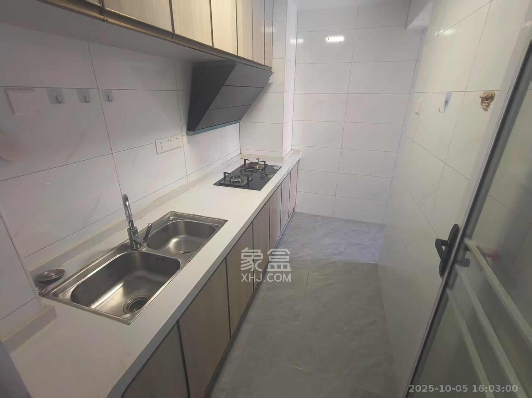 谷峰安置小区(惟德园) 2室1厅1卫 2000.00元/月 谷峰安置小区(惟德园) 2室1厅1卫 2000.00元/月室内图