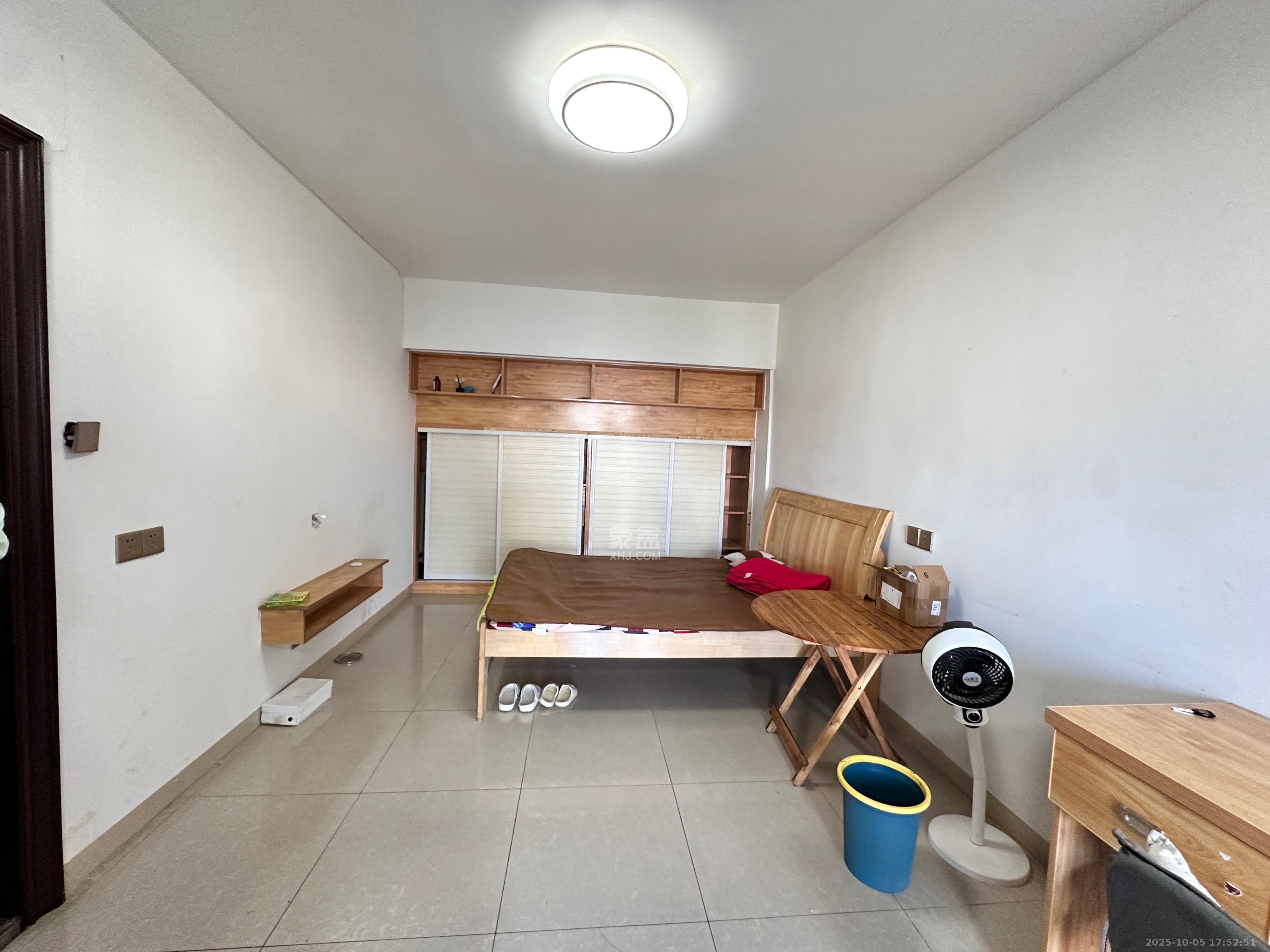 泰龙华府  1室1厅1卫    1200.0元/月室内图