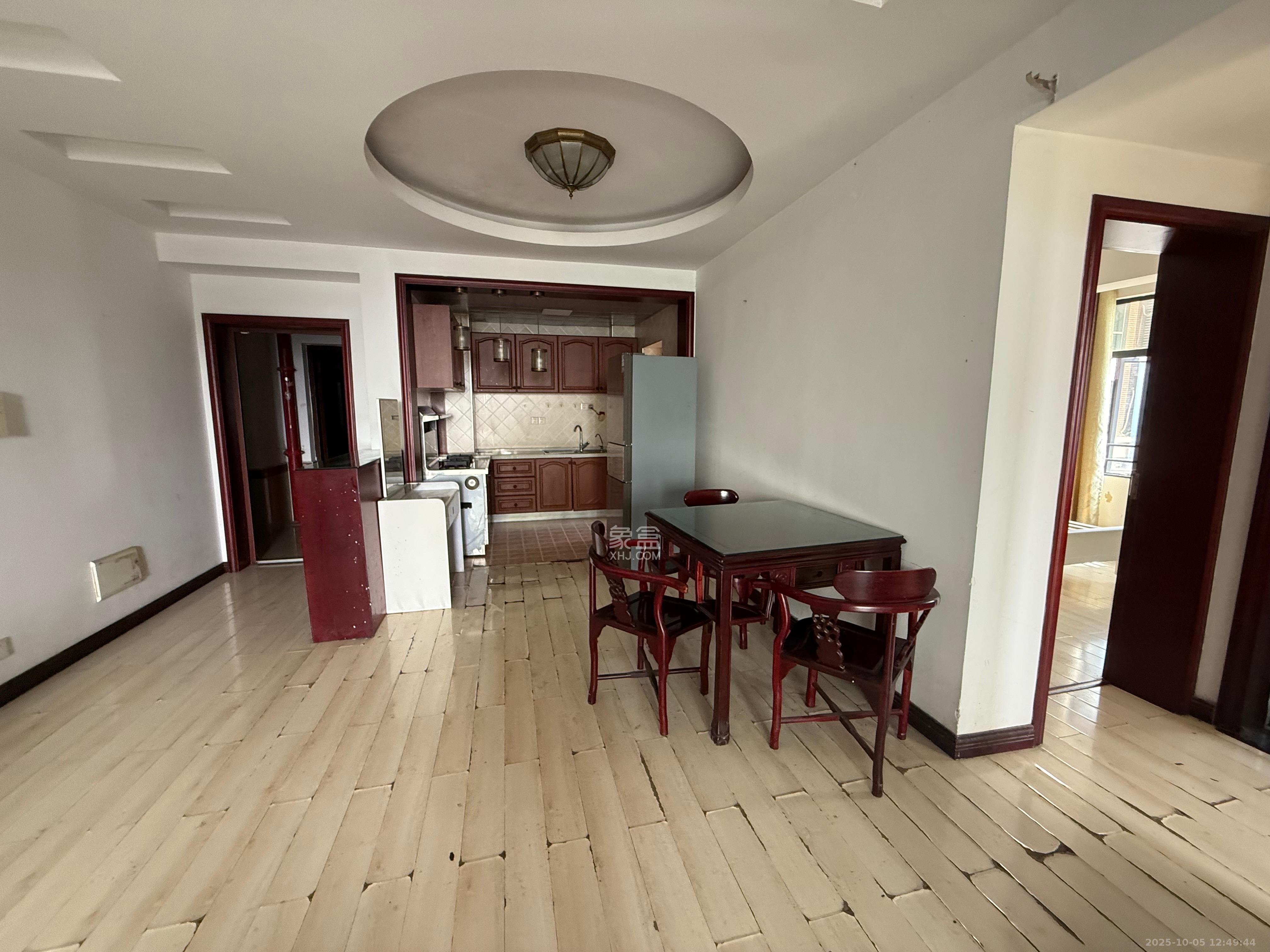 尚城 2室1厅1卫 2000.0元/月 尚城 2室1厅1卫 2000.0元/月室内图