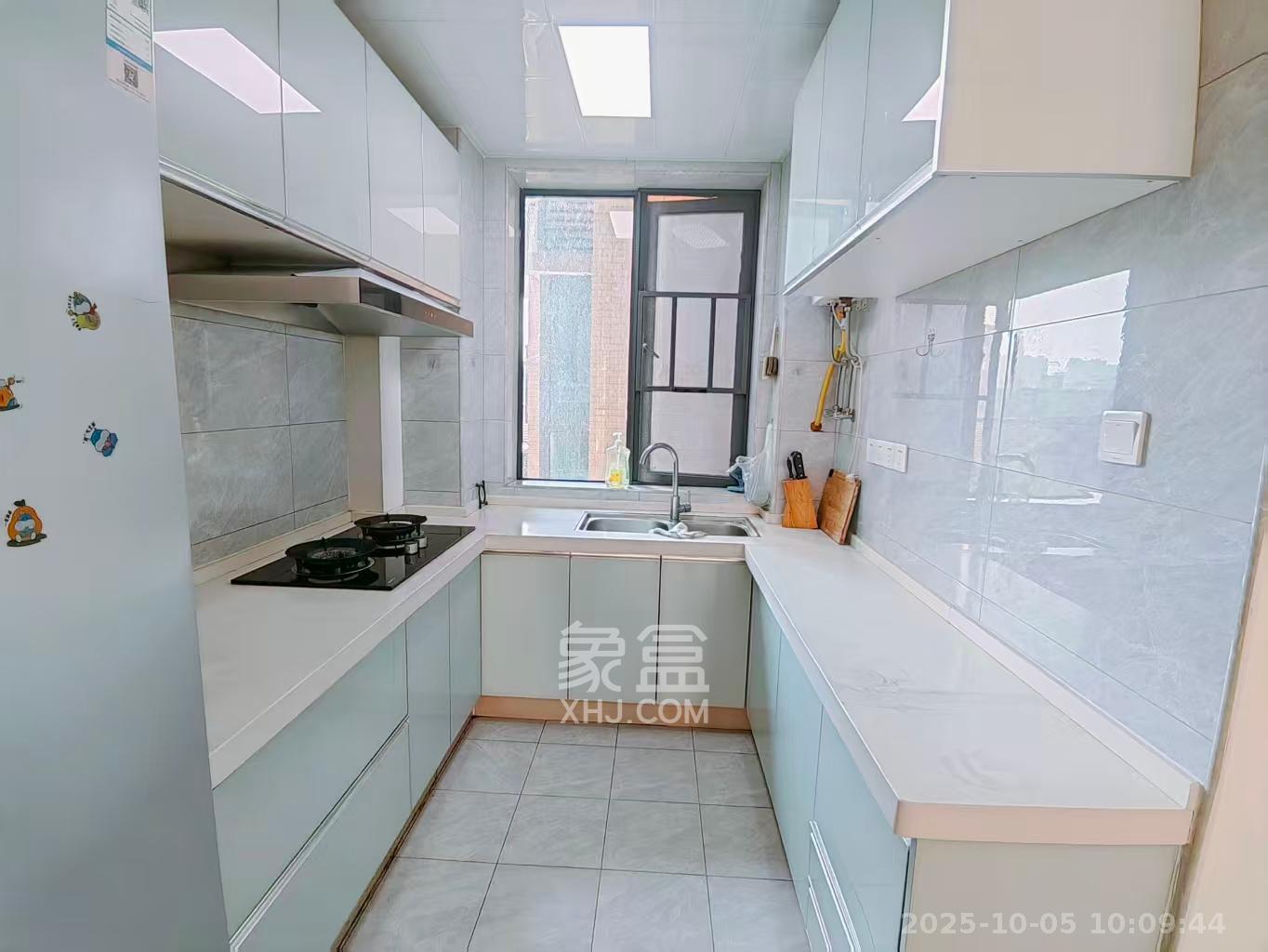 湘桥佳苑 2室2厅1卫 2400.0元/月 湘桥佳苑 2室2厅1卫 2400.0元/月室内图