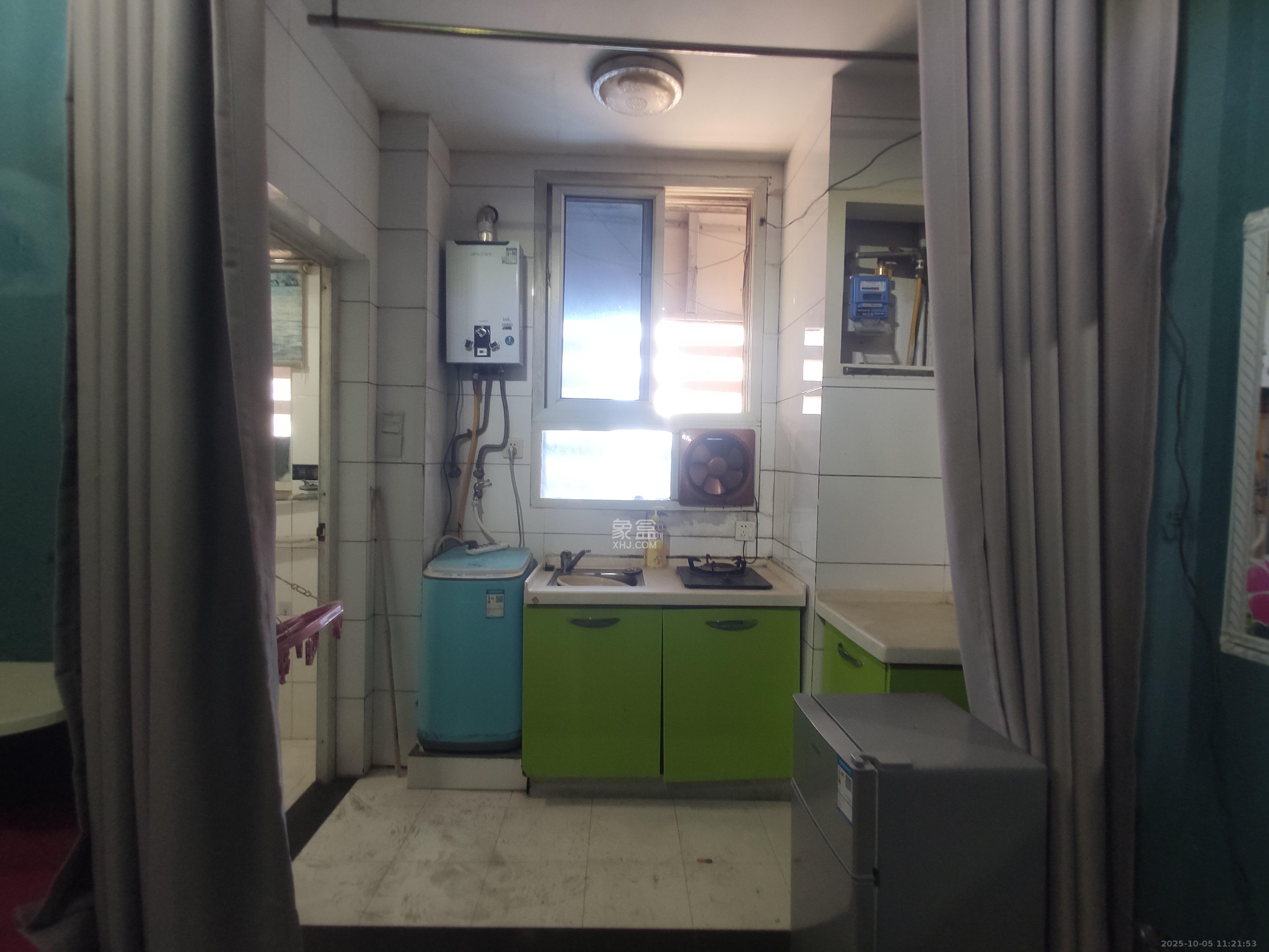 都市E站 1室1厅1卫 900.0元/月 都市E站 1室1厅1卫 900.0元/月室内图