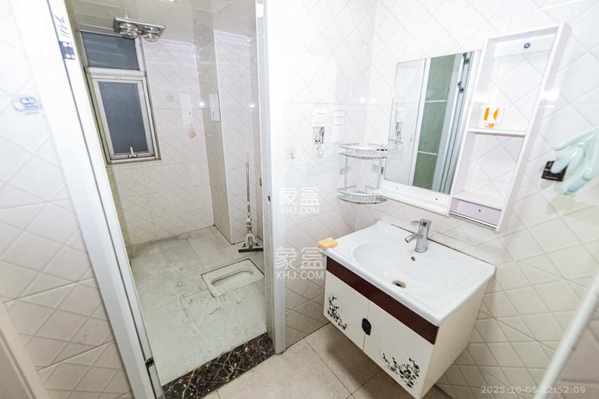 北辰三角洲D3区  3室2厅1卫    126.0万 北辰三角洲D3区  3室2厅1卫    126.0万卫生间