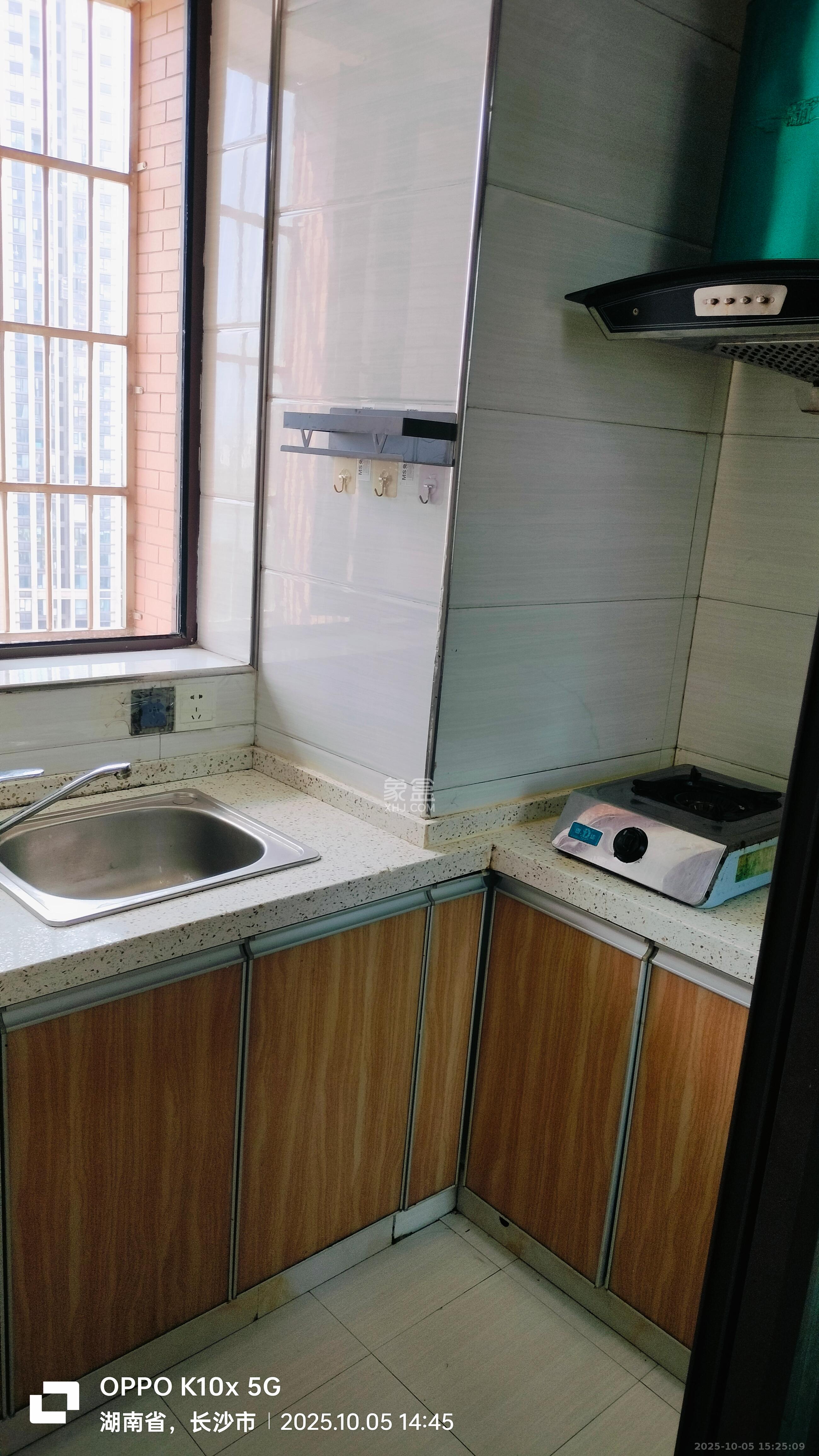 同鑫家园 1室1厅1卫 1300.0元/月 同鑫家园 1室1厅1卫 1300.0元/月室内图