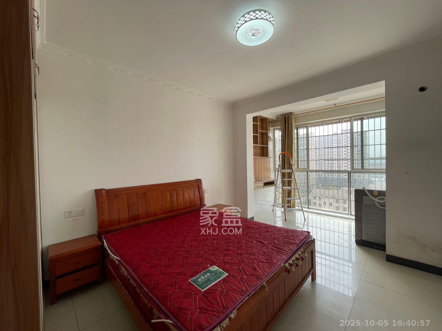 先锋新宇 3室2厅2卫 2500.0元/月 先锋新宇 3室2厅2卫 2500.0元/月室内图