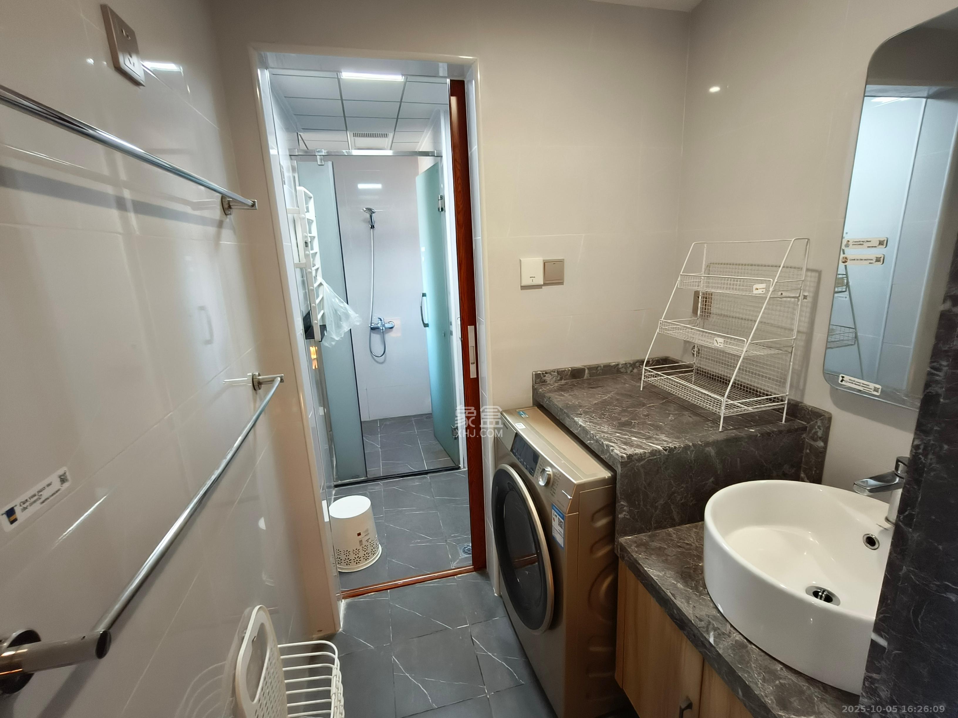 水映加州 2室1厅1卫 2600.0元/月 水映加州 2室1厅1卫 2600.0元/月室内图