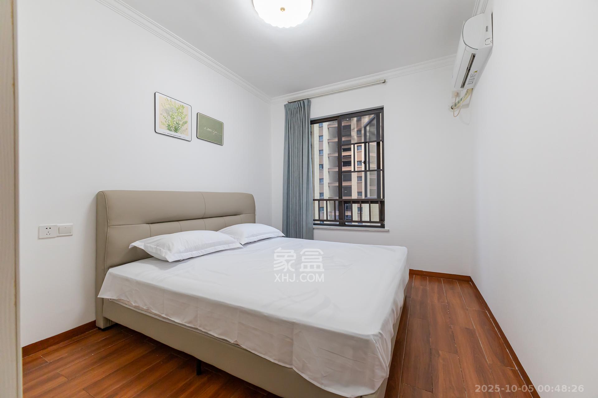 龙湖湘风原著（龙湖湘风星城）  3室2厅1卫    62.8万卧室