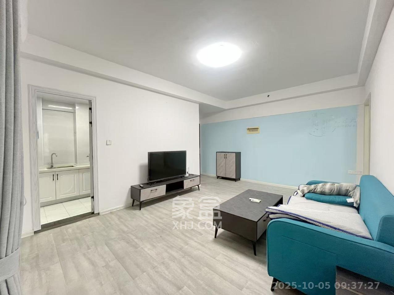 东怡外国(南湖一号) 2室1厅1卫 2100.0元/月 东怡外国(南湖一号) 2室1厅1卫 2100.0元/月室内图