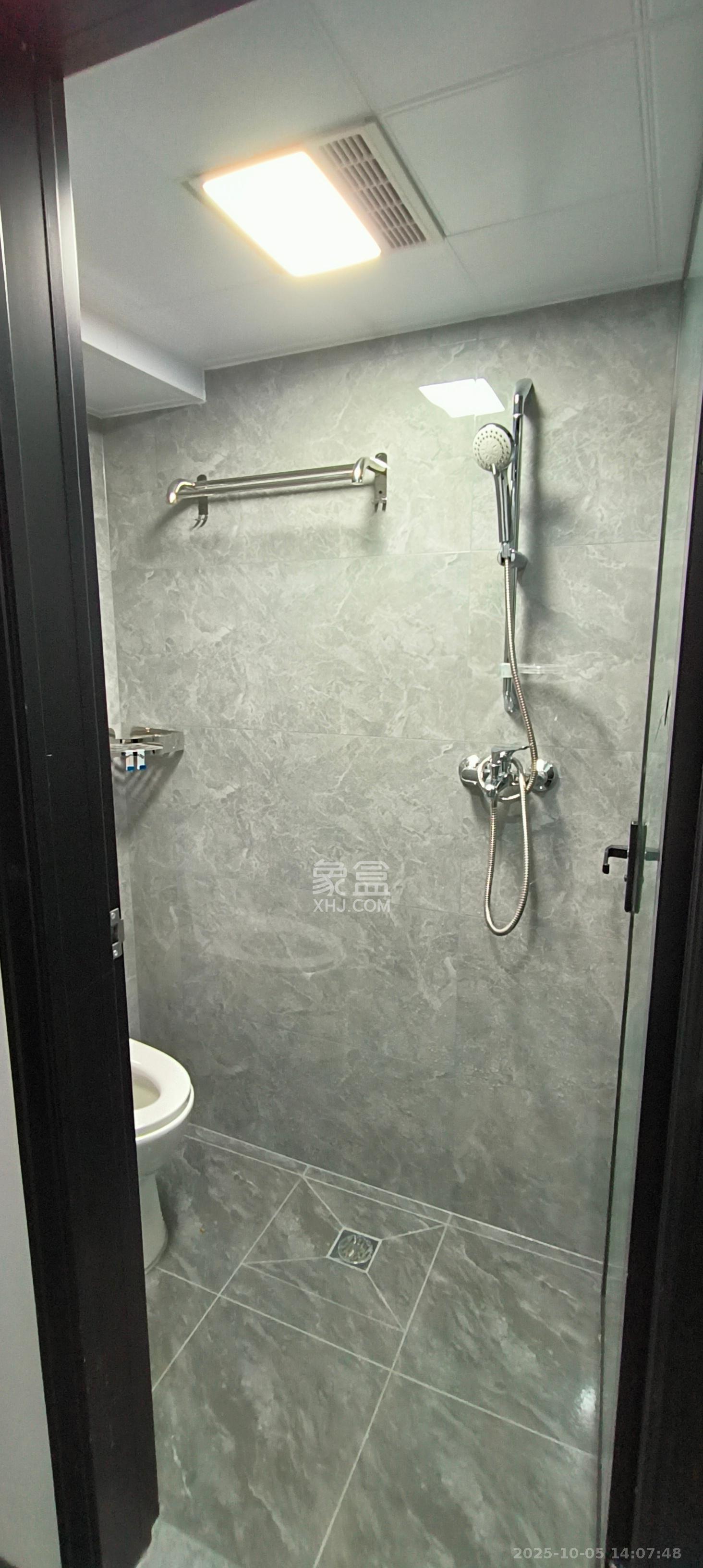 新长海尚都国际(海坤美寓) 2室1厅1卫 1680.0元/月 新长海尚都国际(海坤美寓) 2室1厅1卫 1680.0元/月室内图