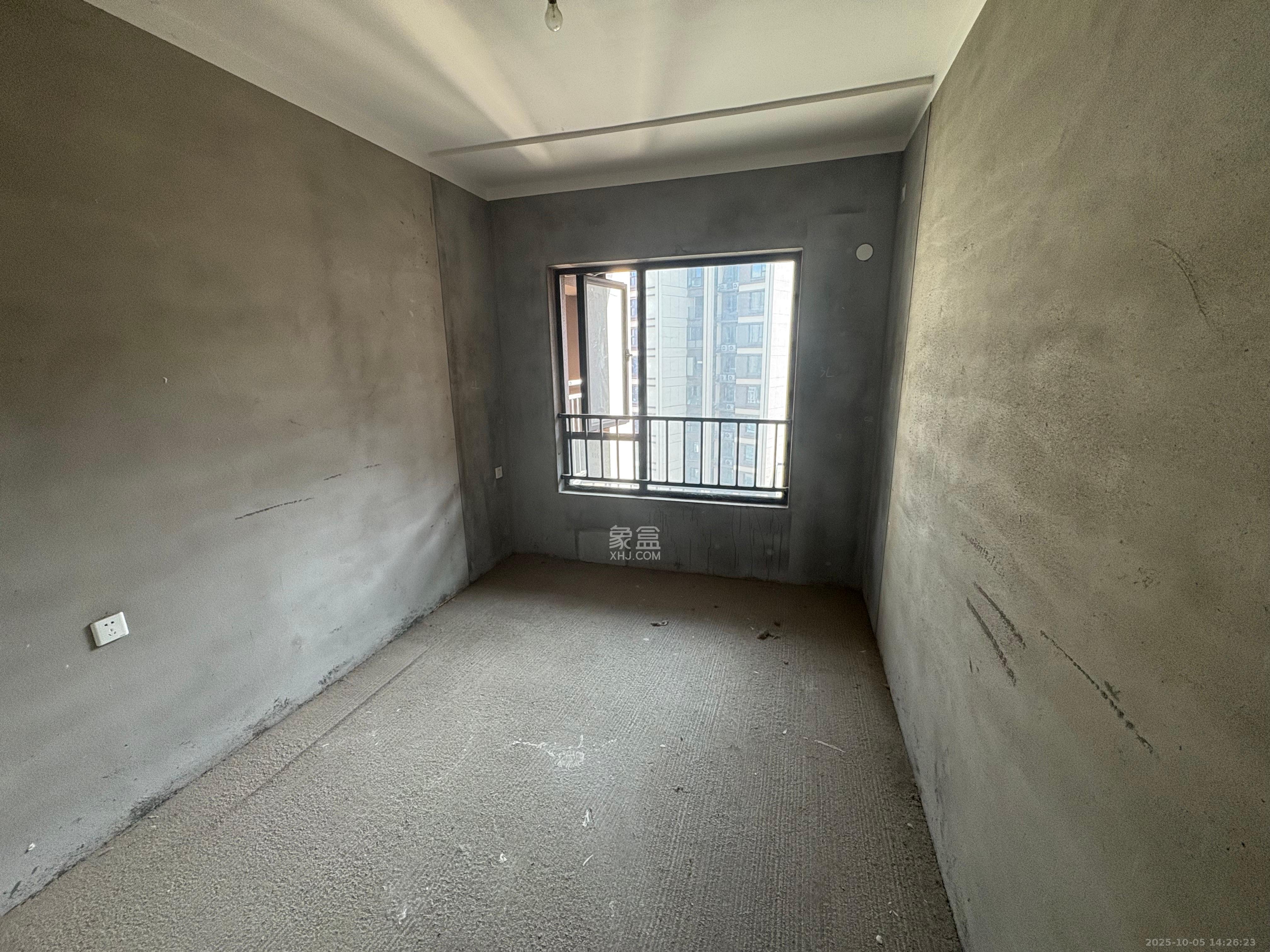 荣盛城 4室2厅1卫 1500.0元/月 荣盛城 4室2厅1卫 1500.0元/月室内图