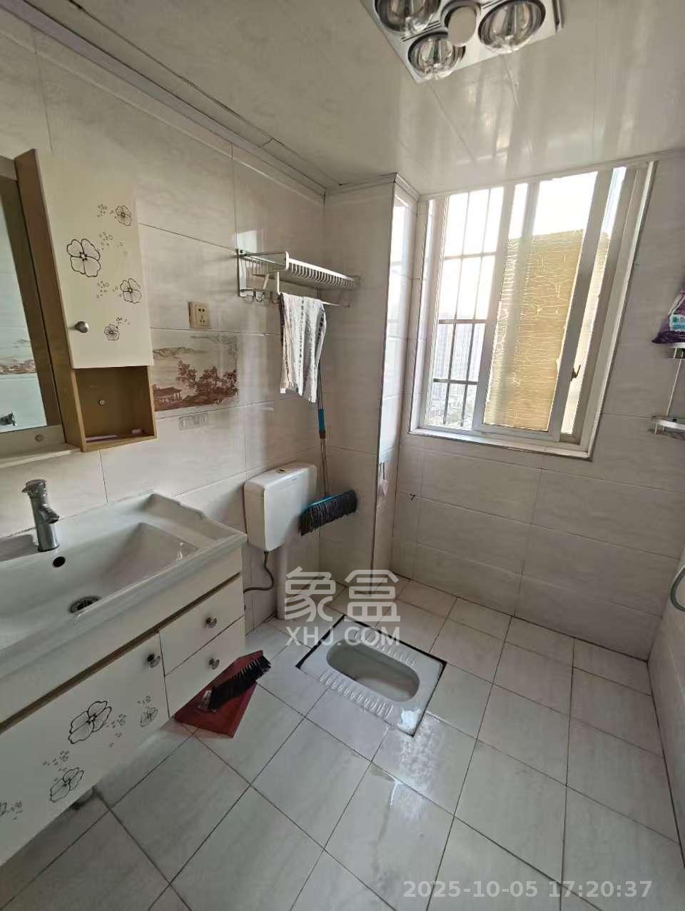 爵士湘 2室2厅1卫 1500.00元/月 爵士湘 2室2厅1卫 1500.00元/月室内图