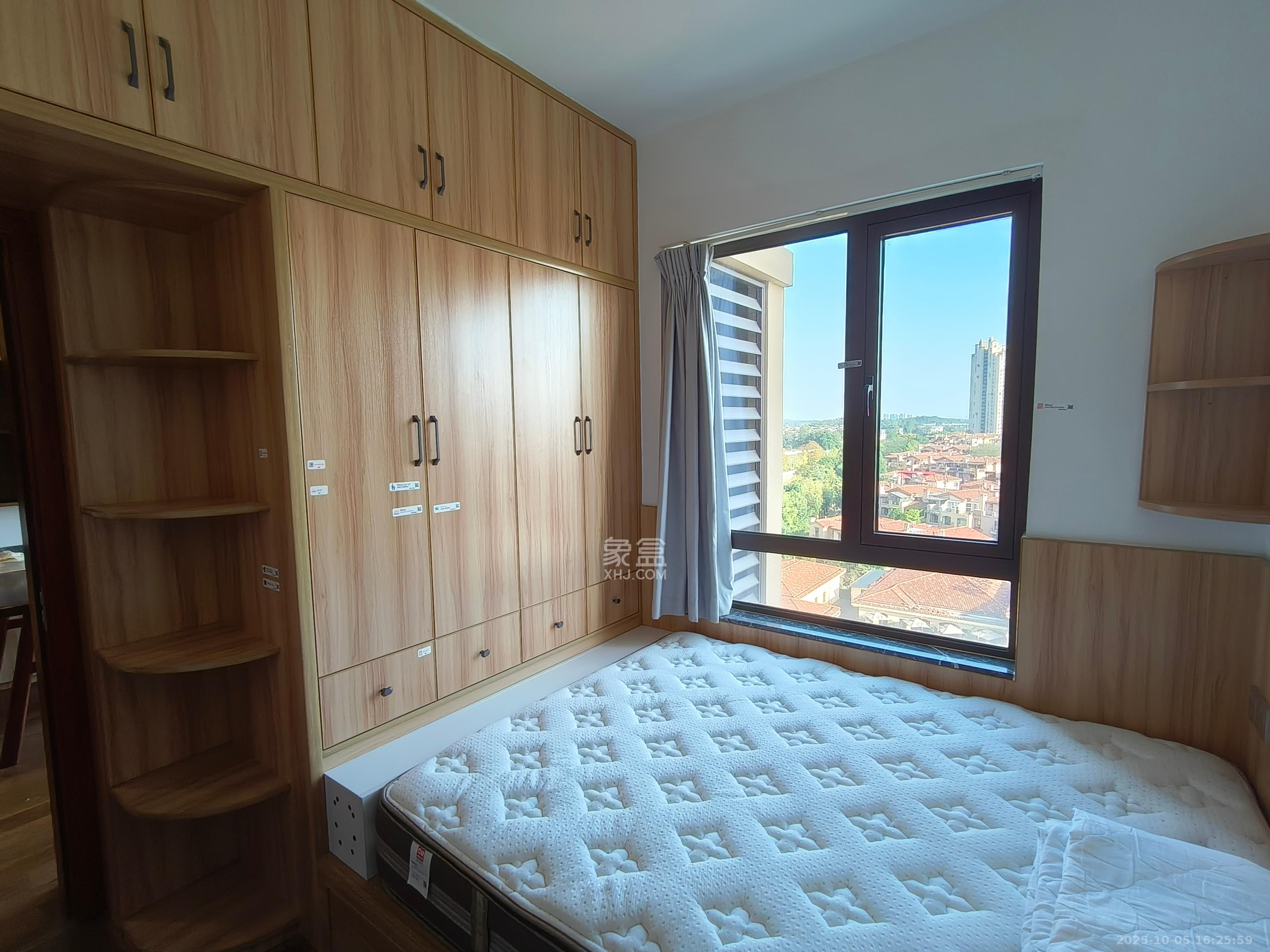 水映加州 2室1厅1卫 2600.0元/月 水映加州 2室1厅1卫 2600.0元/月室内图