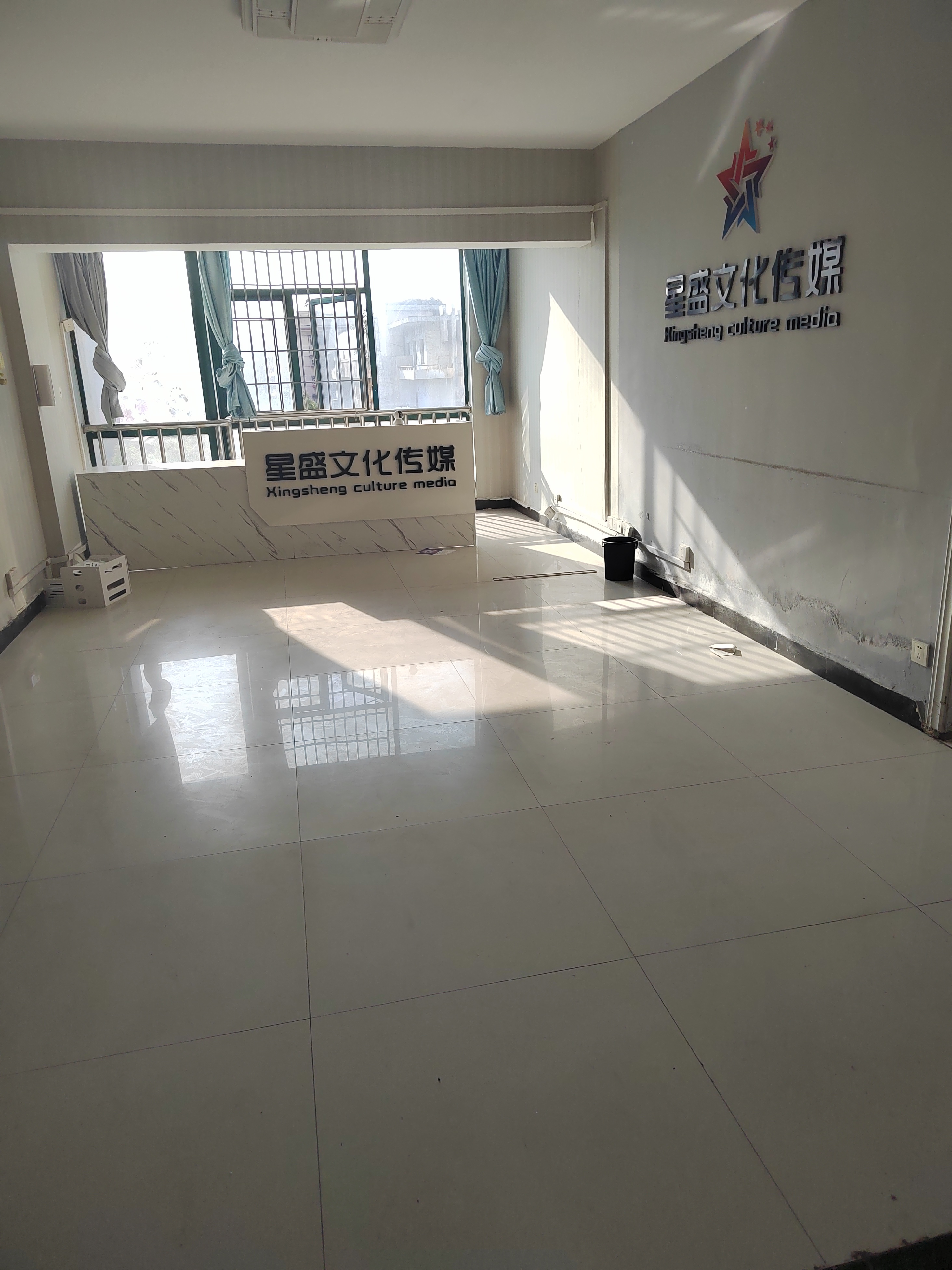 SOHO尚都 6室1厅1卫 3200.0元/月 SOHO尚都 6室1厅1卫 3200.0元/月室内图