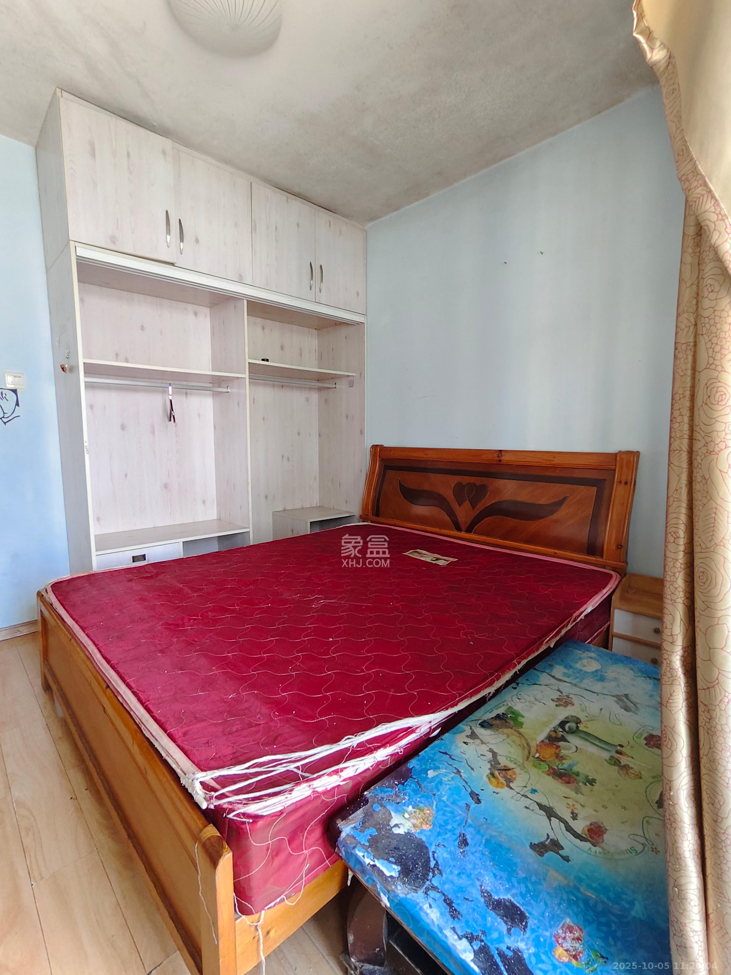 圣力华苑 1室1厅1卫 1200.0元/月 圣力华苑 1室1厅1卫 1200.0元/月室内图