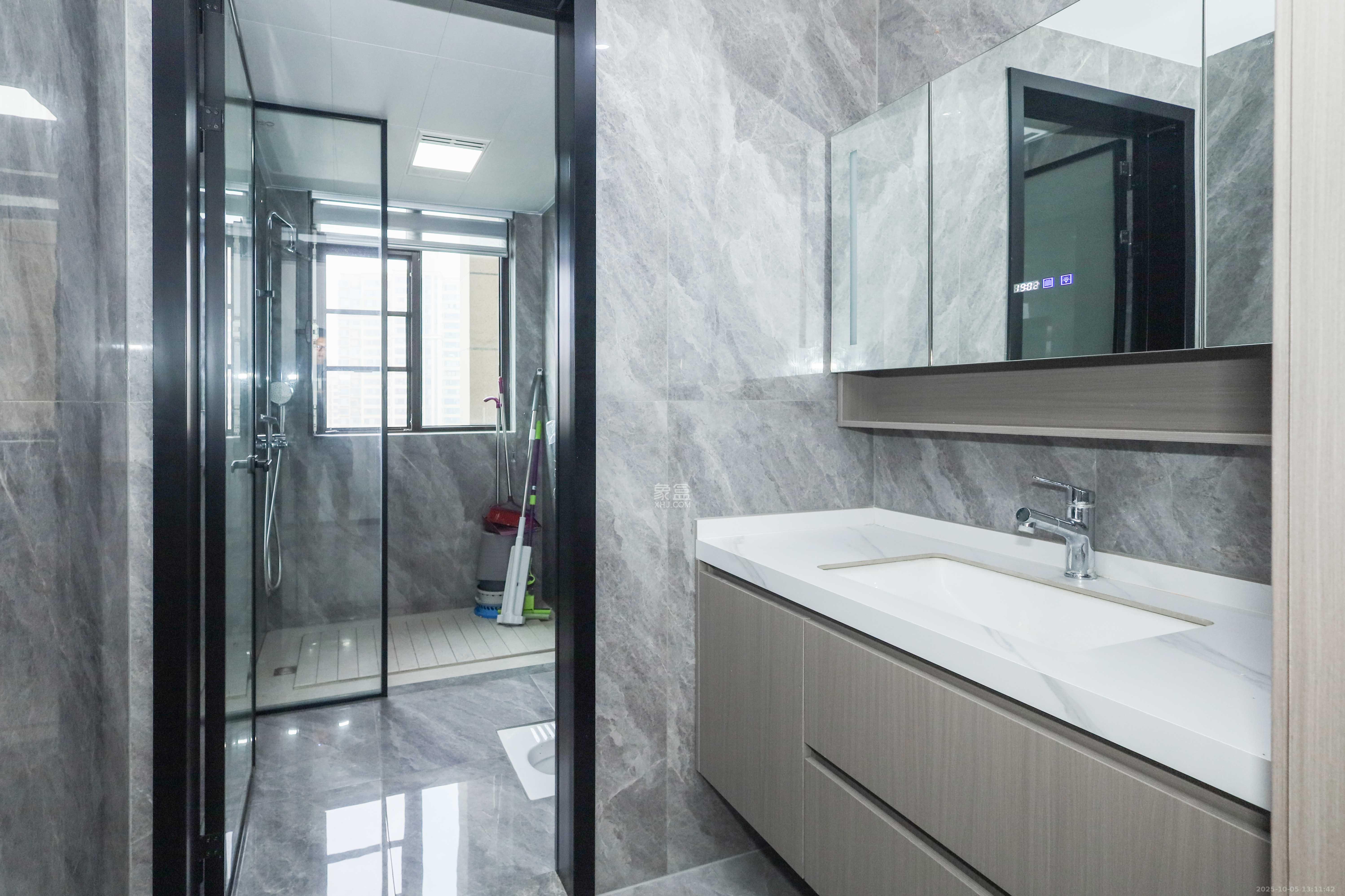 晟通牡丹舸 4室2厅2卫 430.0万 晟通牡丹舸 4室2厅2卫 430.0万卫生间