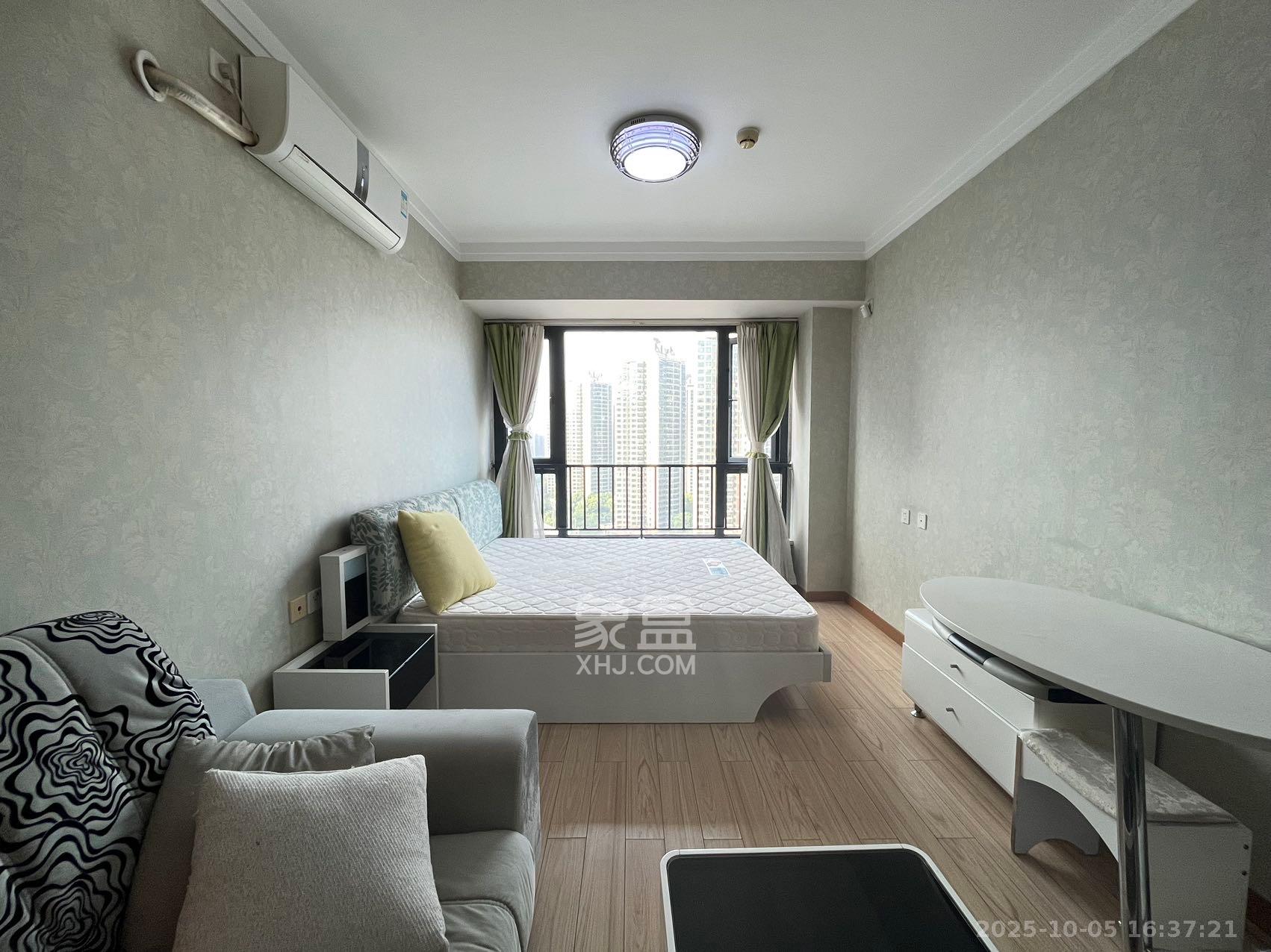 藏珑湖上国际花园 1室1厅1卫 1800.0元/月 藏珑湖上国际花园 1室1厅1卫 1800.0元/月室内图