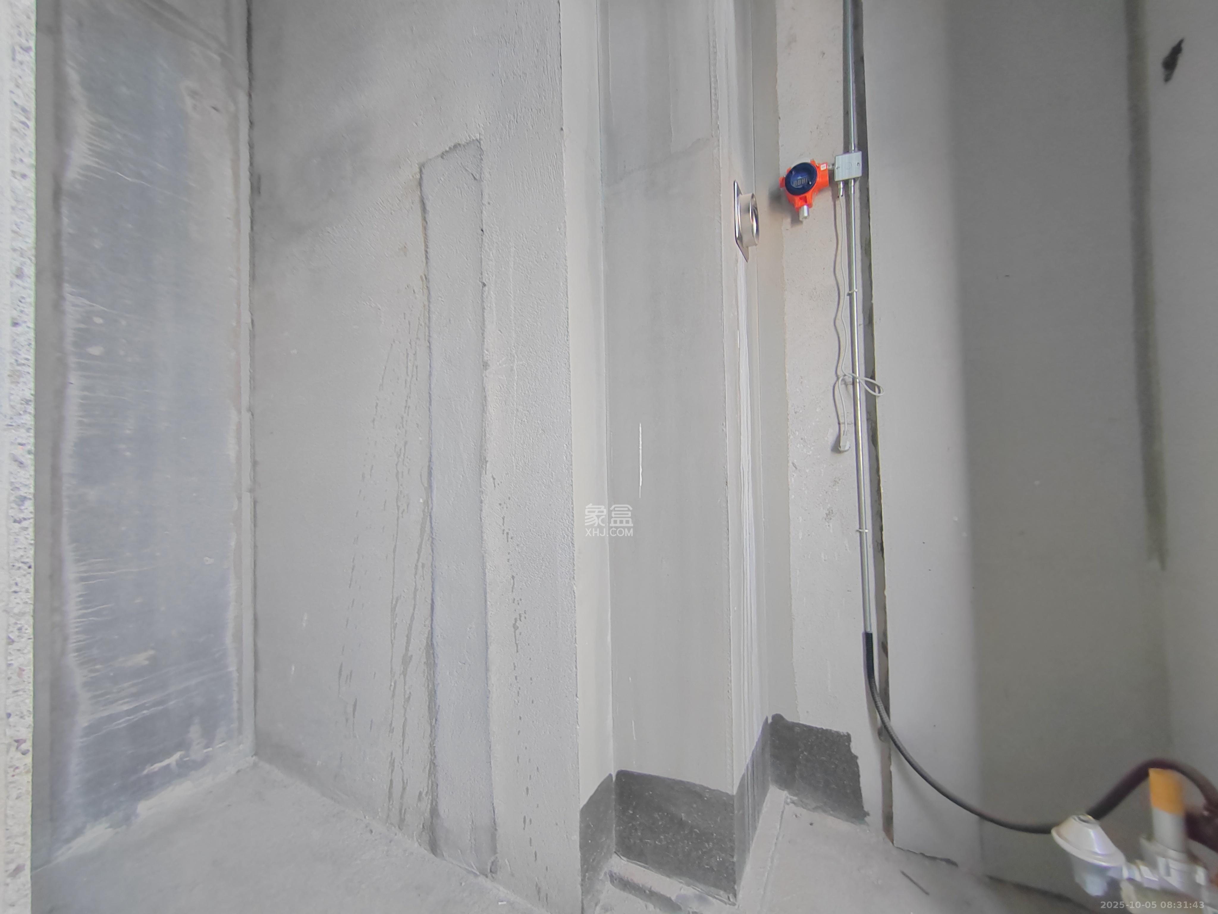 卓越中寰  2室1厅1卫    2200.0元/月室内图