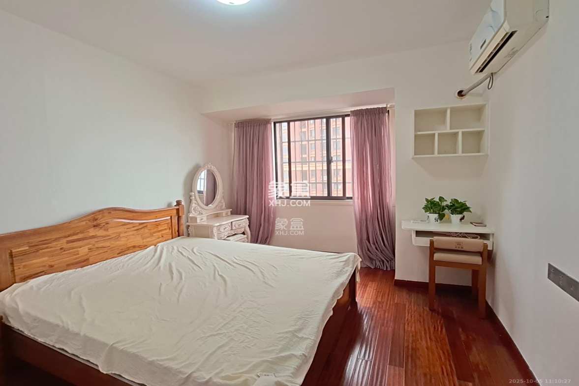 新城国际花都 3室2厅1卫 1700.0元/月 新城国际花都 3室2厅1卫 1700.0元/月室内图