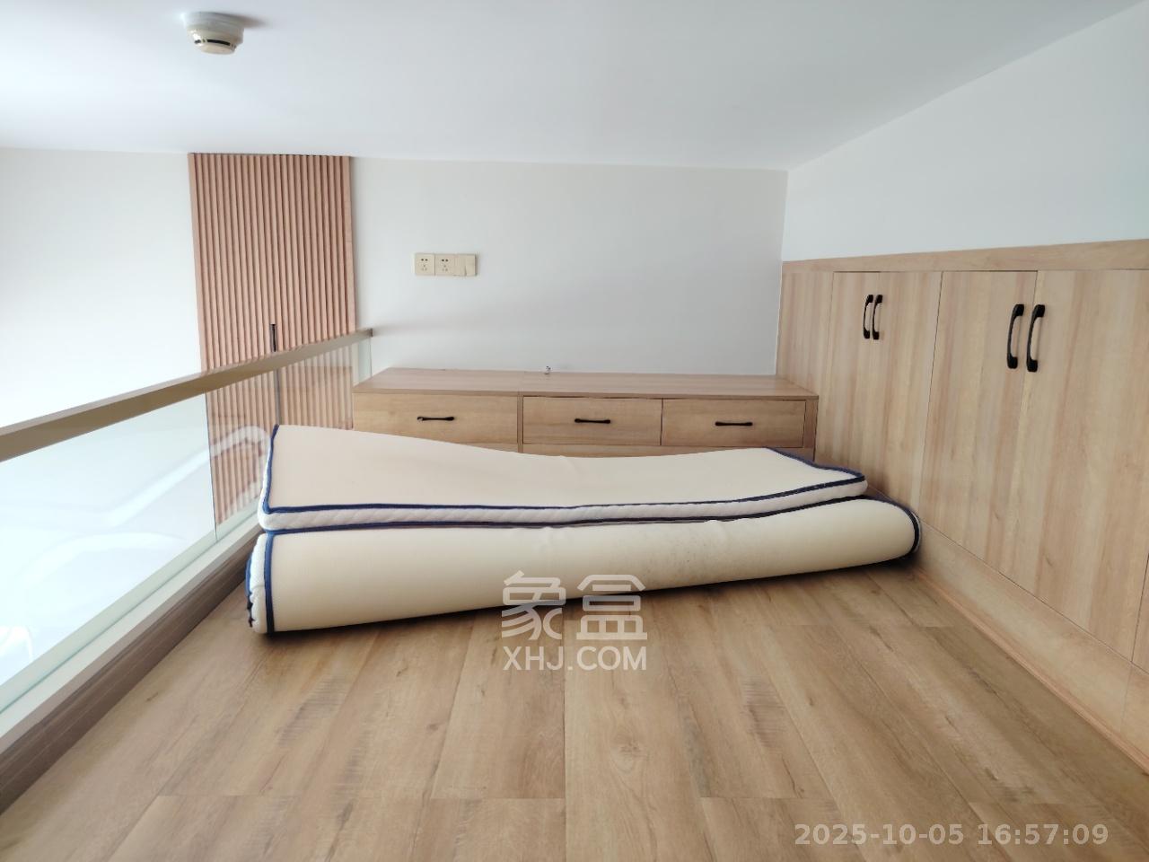 奥克斯滨仕花园（奥克斯洋湖广场/奥克斯中心）  1室0厅0卫    2000.0元/月室内图