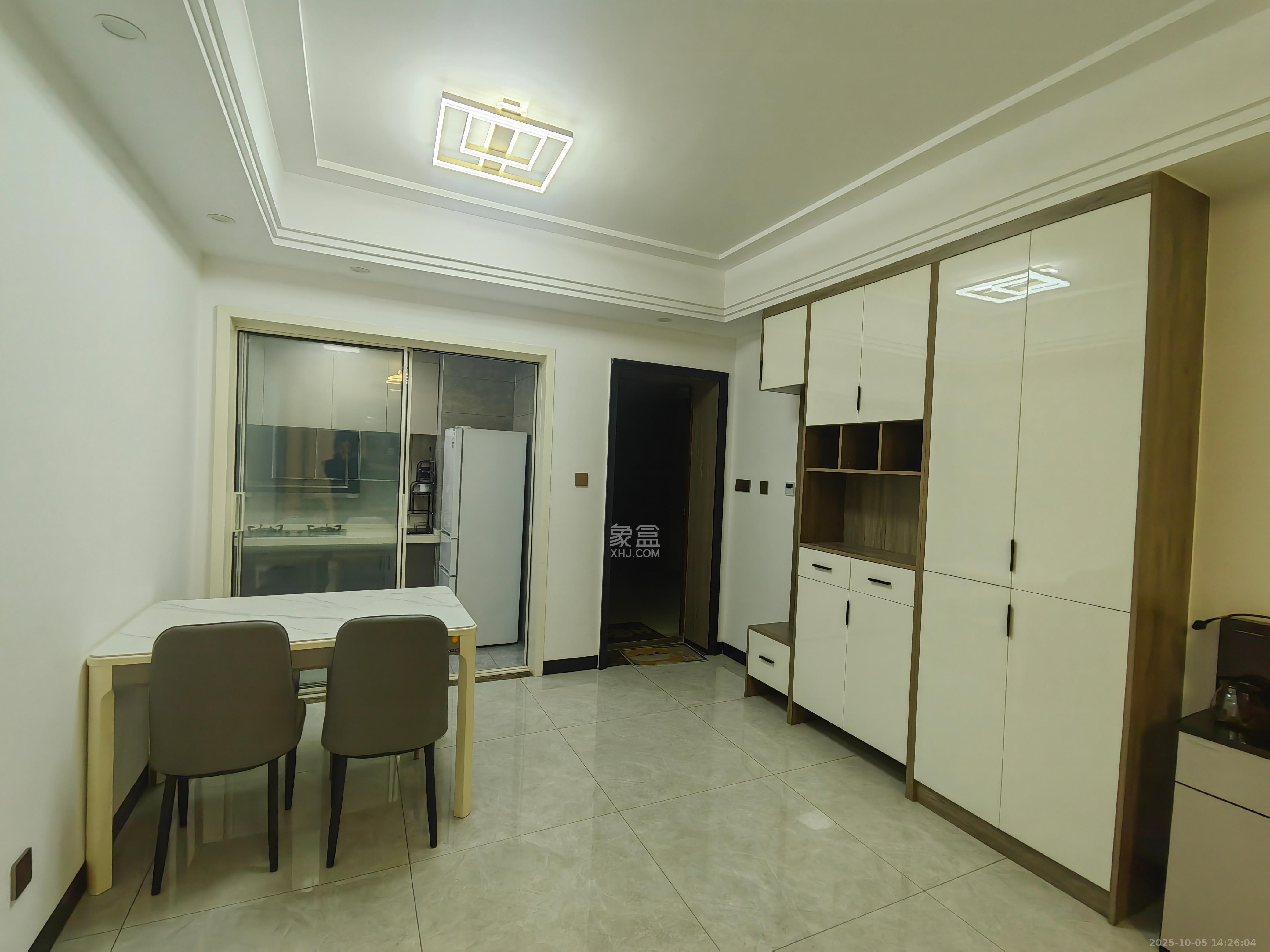 中建梅溪湖中心  3室2厅1卫   3200.00元/月室内图