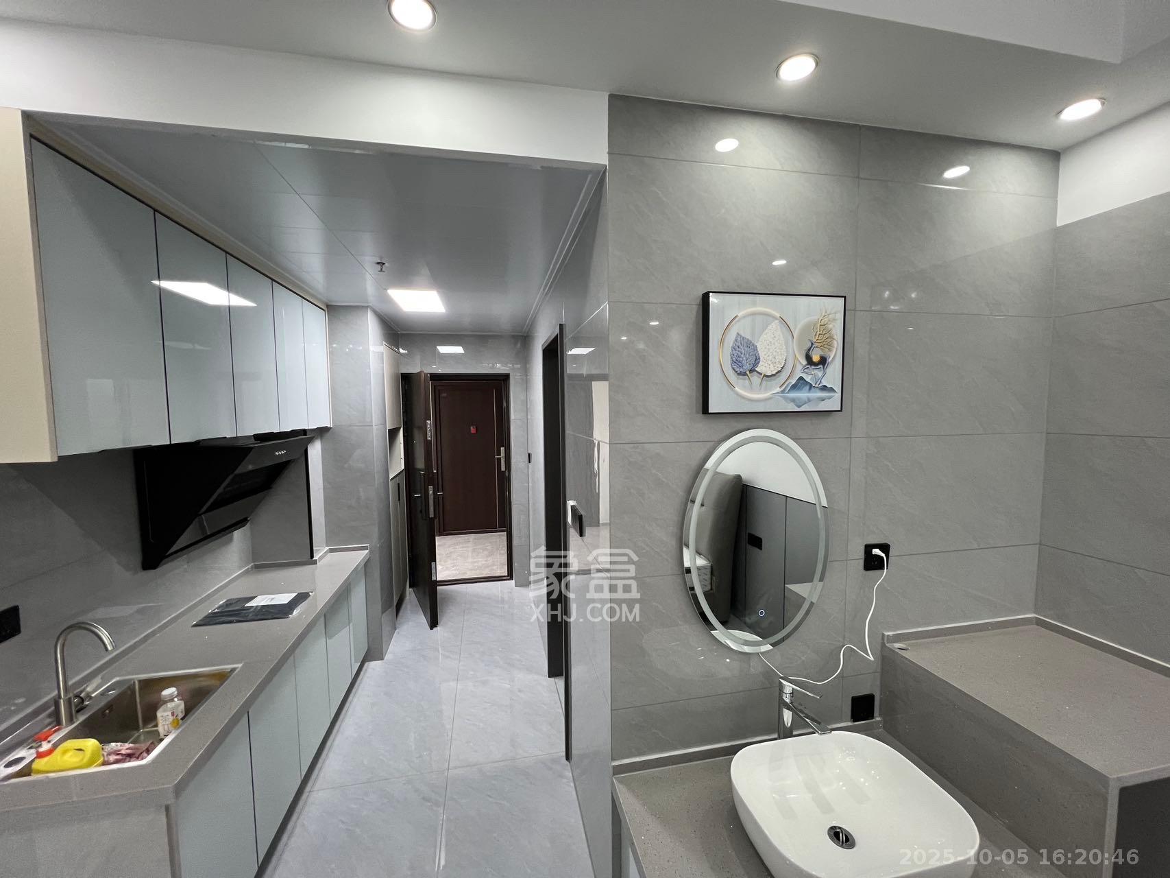 鄱阳汇金中心  1室0厅0卫    1500.0元/月 鄱阳汇金中心  1室0厅0卫    1500.0元/月室内图